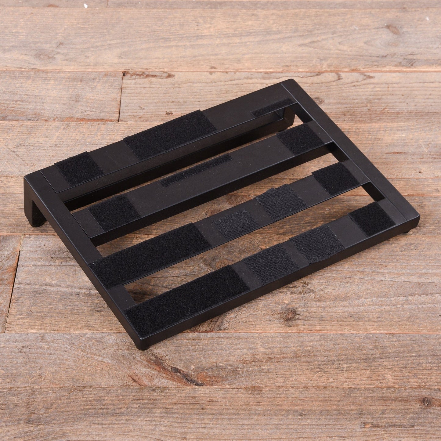 Pedaltrain Classic JR Pedalboard 4 Rails 18x12.5 w/Soft Case Effects and Pedals / Pedalboards and Power Supplies