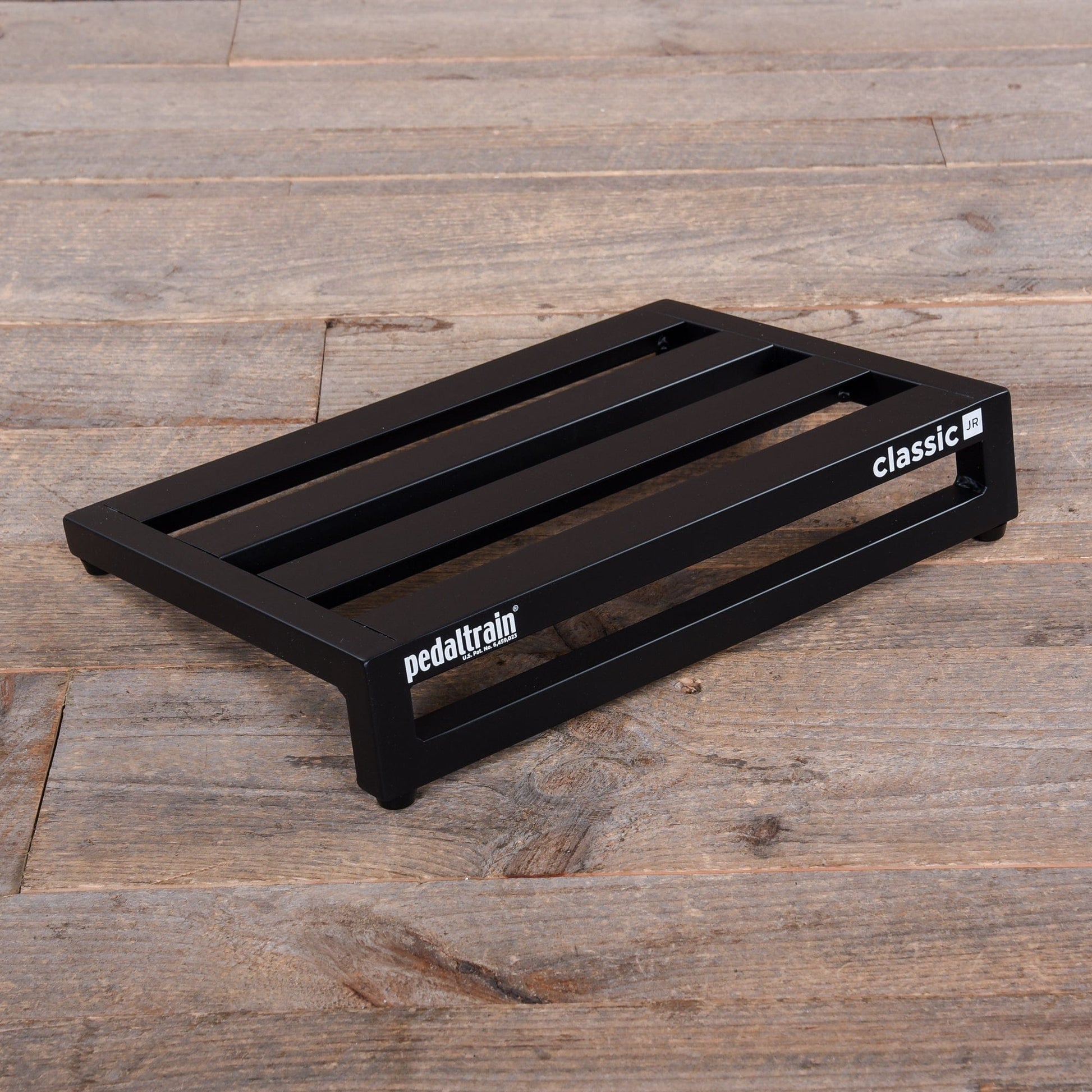 Pedaltrain Classic JR Pedalboard 4 Rails 18x12.5 w/Soft Case Effects and Pedals / Pedalboards and Power Supplies