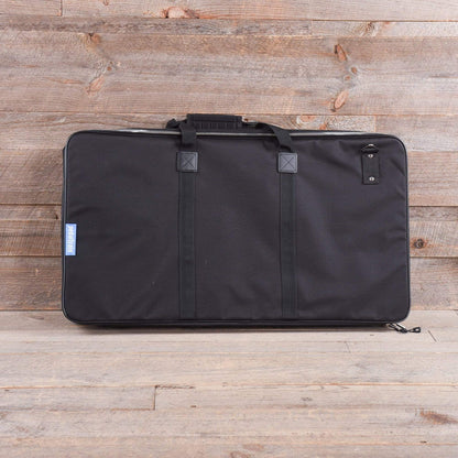 Pedaltrain Classic PRO Pedalboard 5 Rails 32x16 w/Soft Case Effects and Pedals / Pedalboards and Power Supplies