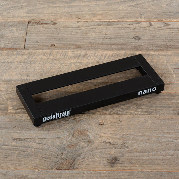 Pedaltrain Nano 14x5.5 Pedalboard w/Soft Case Chicago Music Exchange