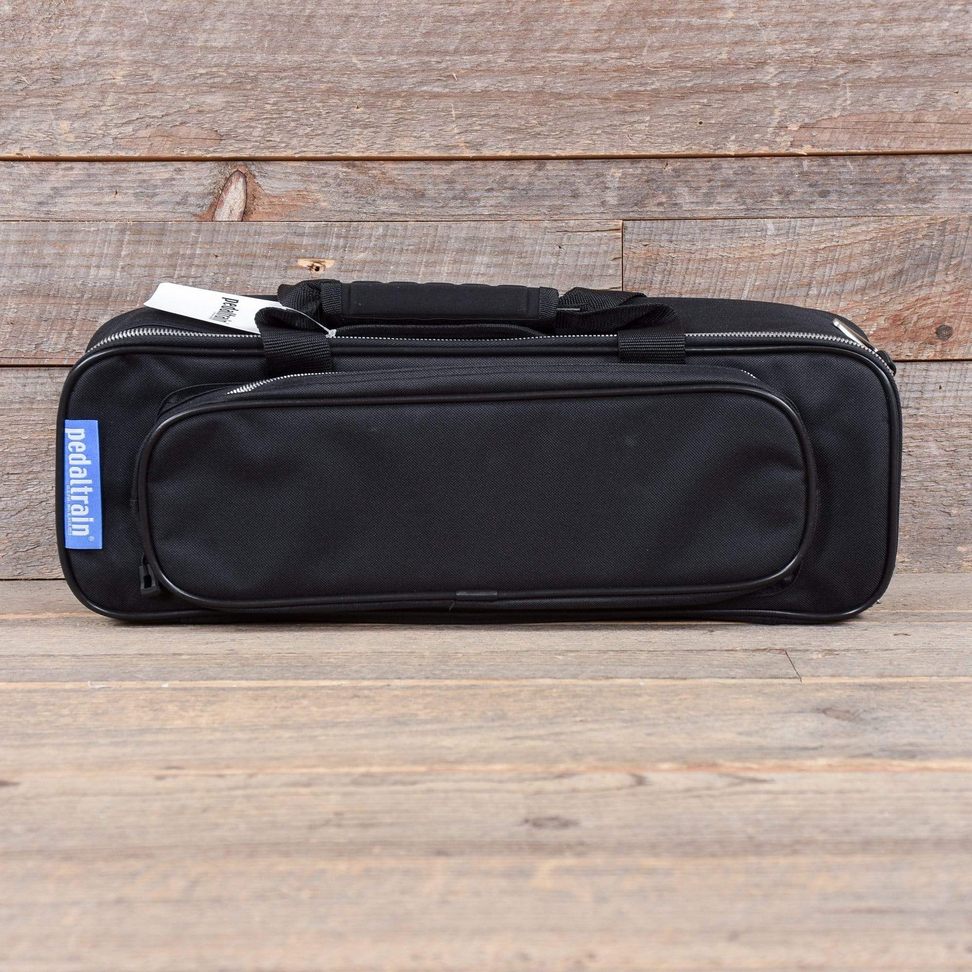 Pedaltrain NANO Plus Pedalboard 2 Rails 18x5 w/Soft Case Effects and Pedals / Pedalboards and Power Supplies