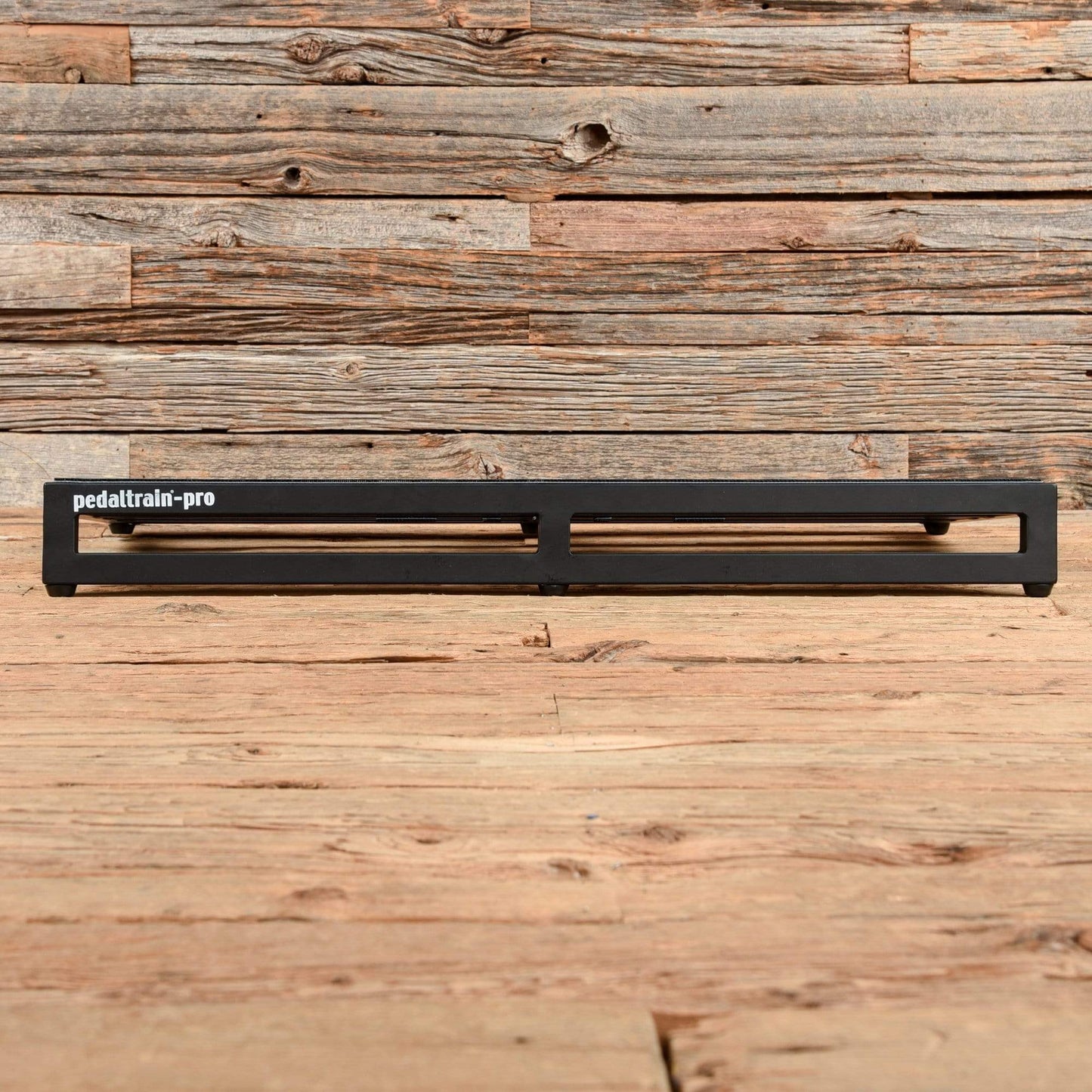 Pedaltrain NOVO 24 Pedalboard 5 Rails 24x14.5 Effects and Pedals / Pedalboards and Power Supplies