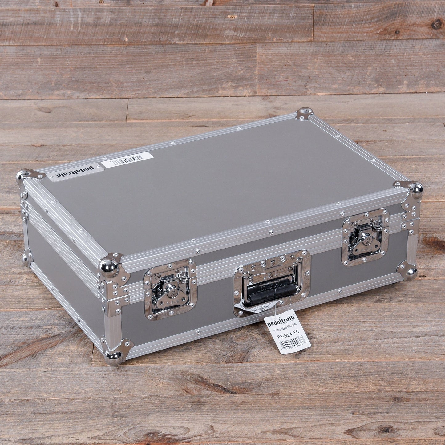 Pedaltrain NOVO 24 Pedalboard 5 Rails 24x14.5 w/Tour Case Effects and Pedals / Pedalboards and Power Supplies