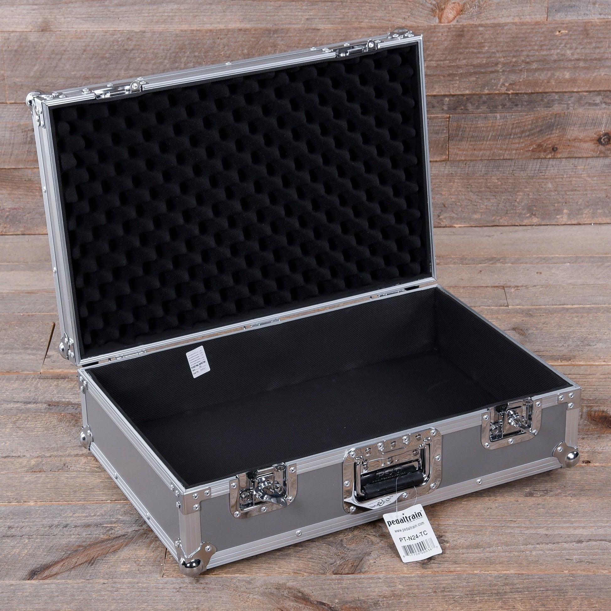 Pedaltrain NOVO 24 Pedalboard 5 Rails 24x14.5 w/Tour Case Effects and Pedals / Pedalboards and Power Supplies