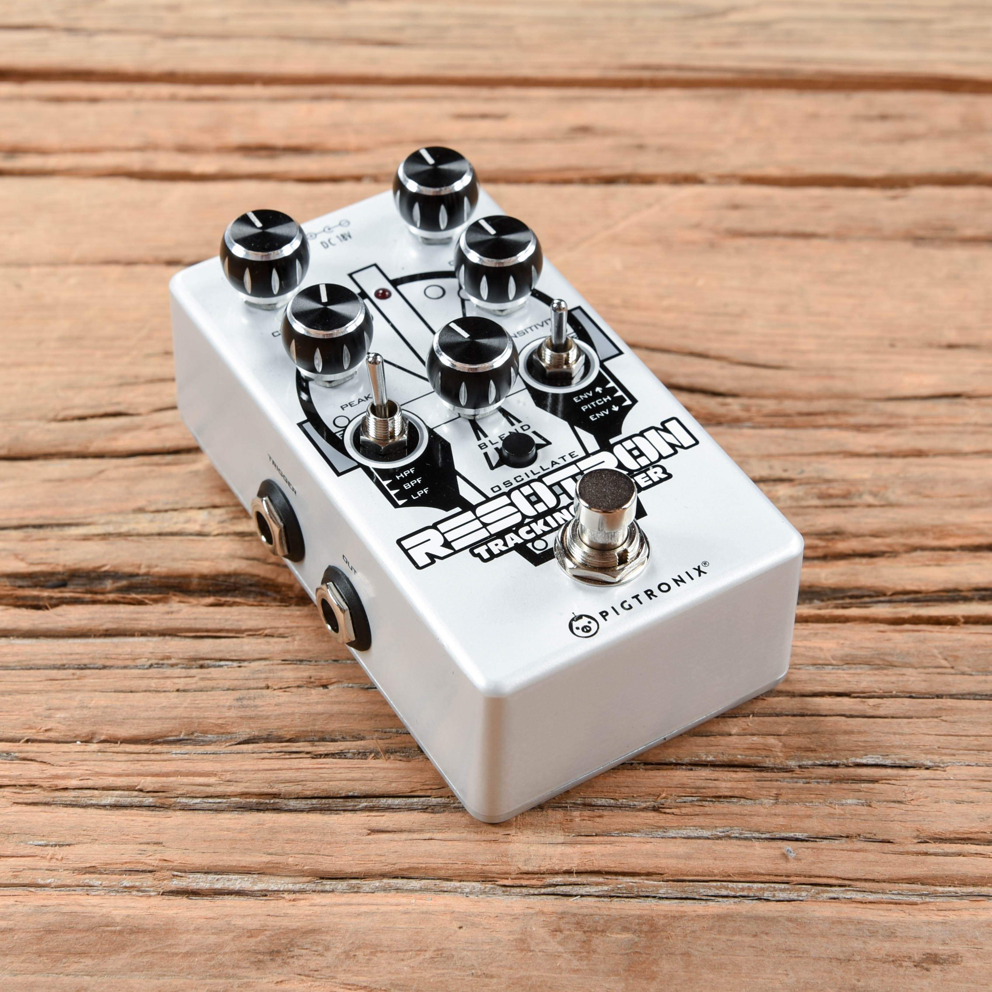 Pigtronix Resotron Analog Tracking Filter Effects and Pedals / Wahs and Filters