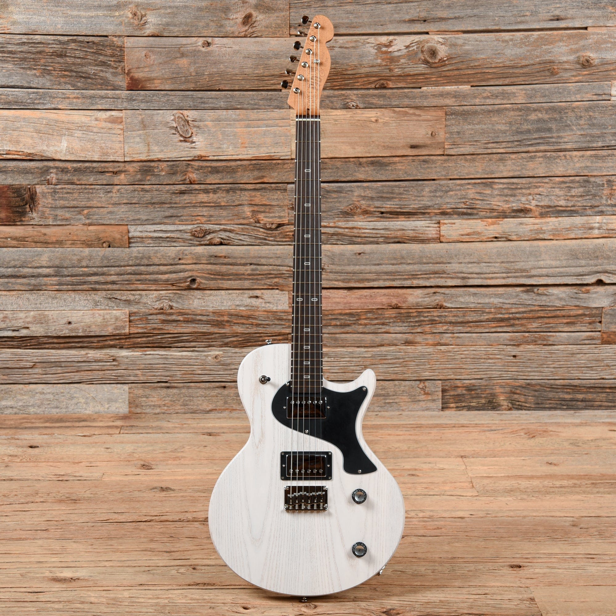 PJD Carey Standard White Blonde 2022 – Chicago Music Exchange