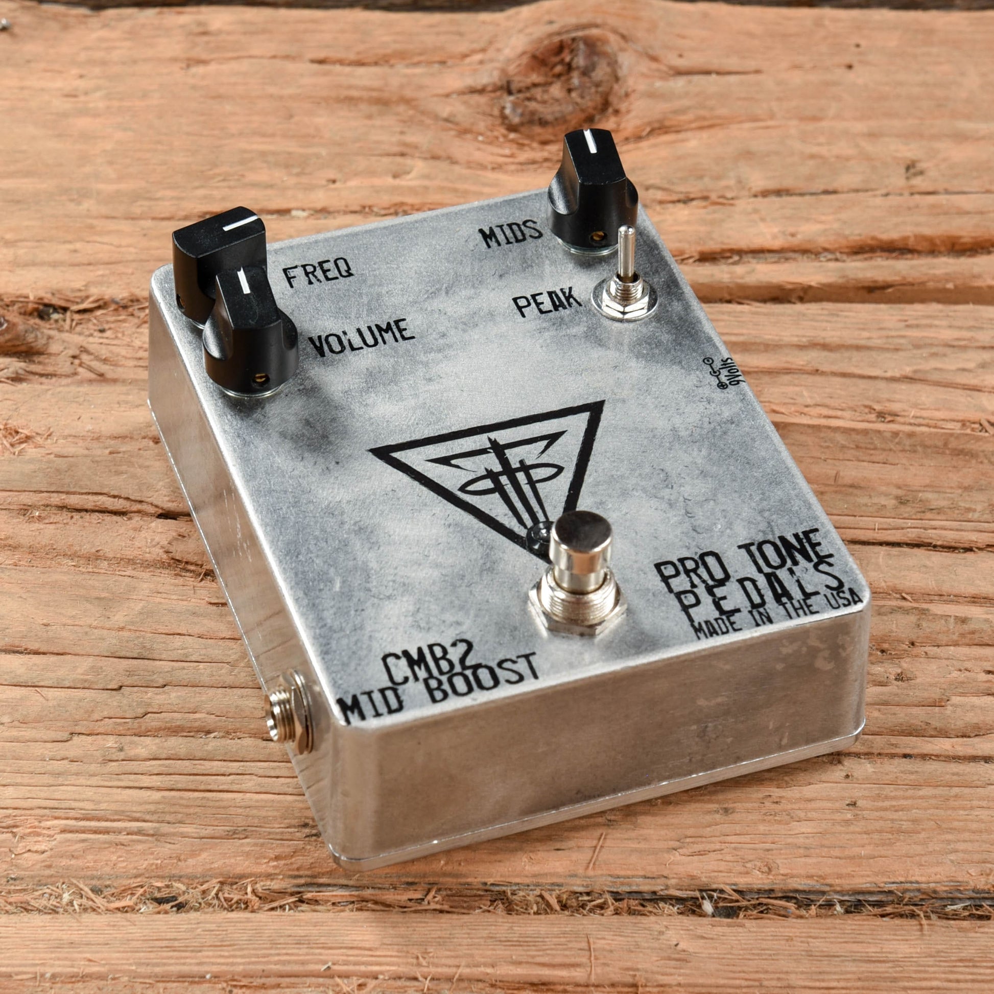 Pro Tone Pedals Cor Mid Boost Effects and Pedals / Bass Pedals