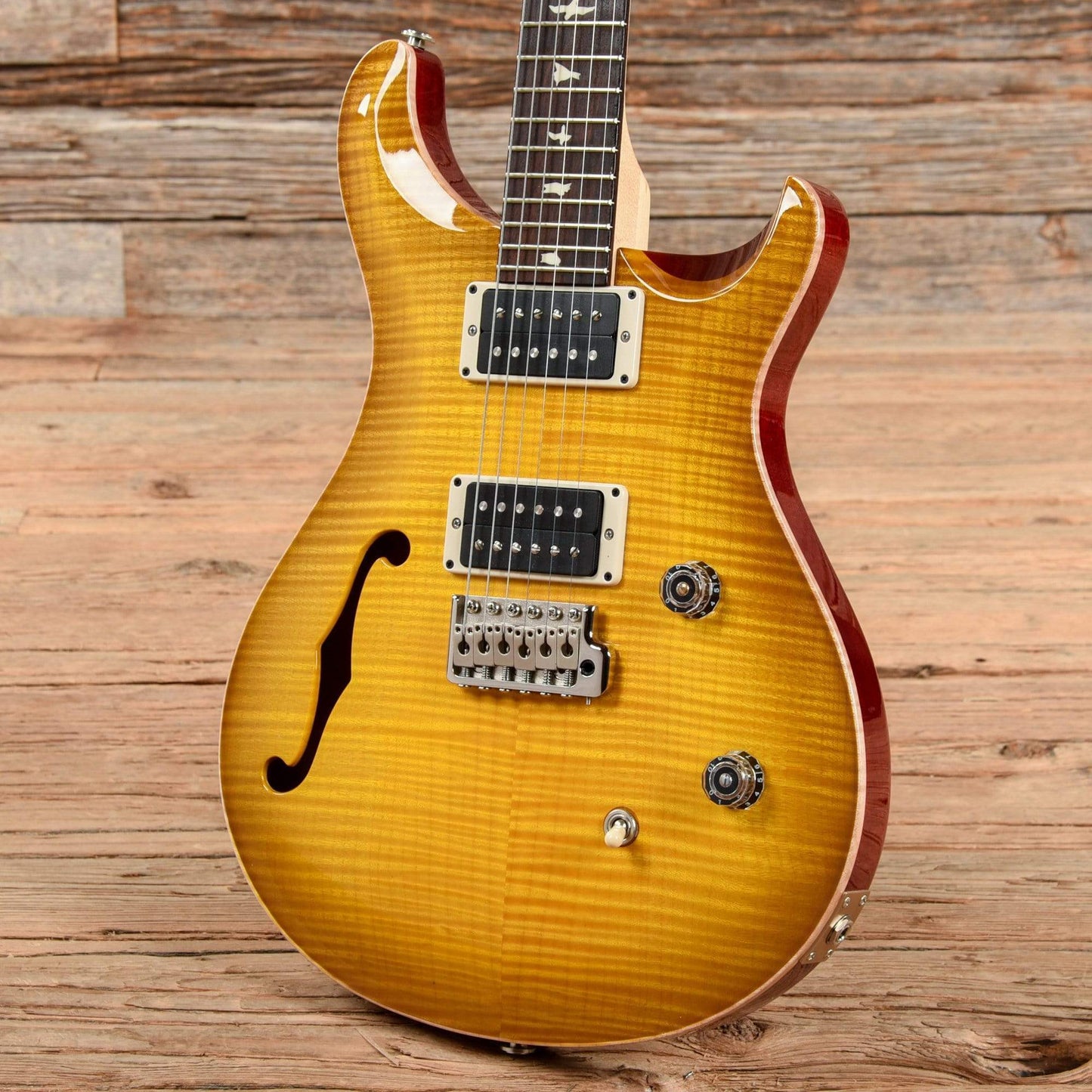 PRS CE 24 Semi-Hollow Sunburst 2020 Electric Guitars / Semi-Hollow
