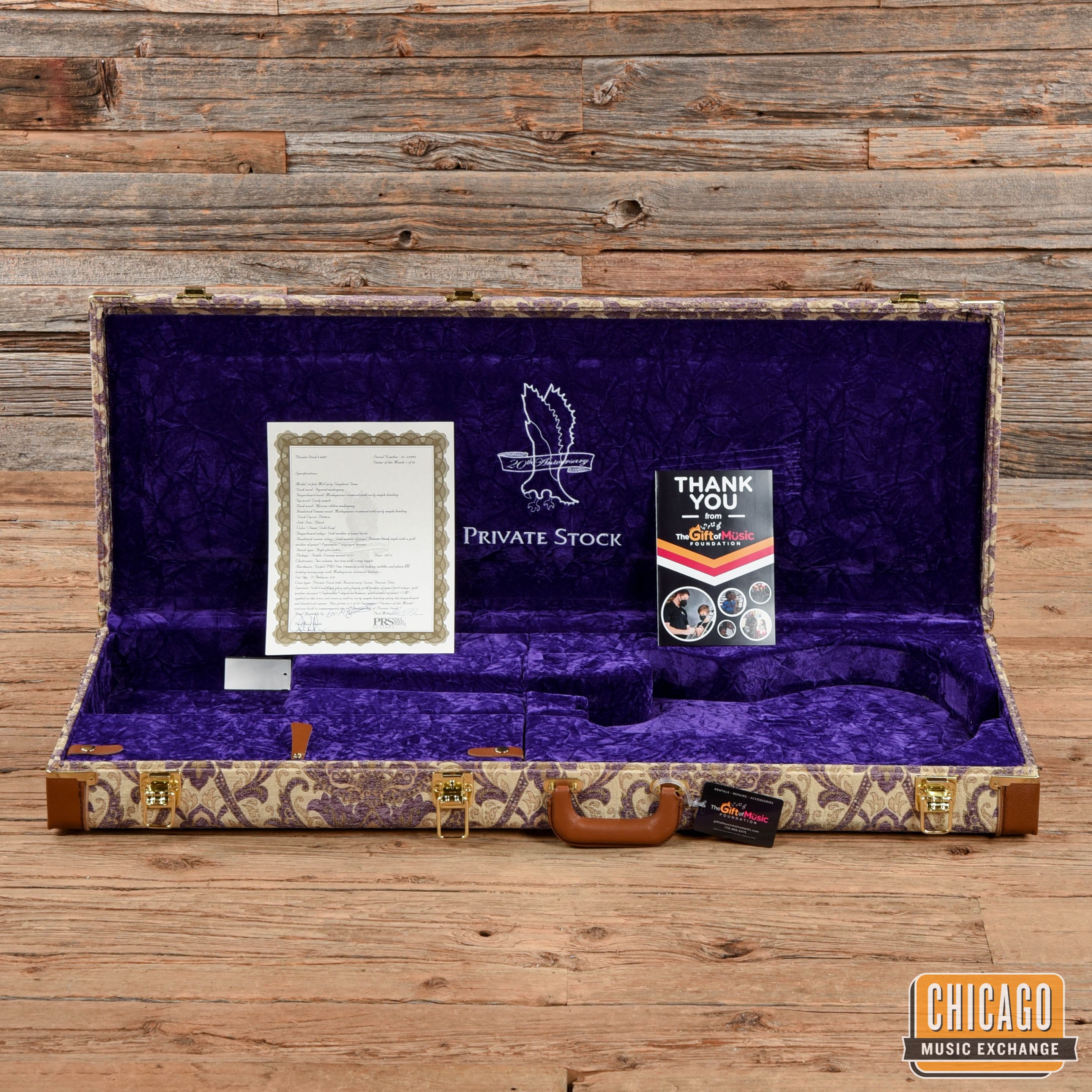 PRS Pauls September Guitar of the Month 2016 Gold Leaf