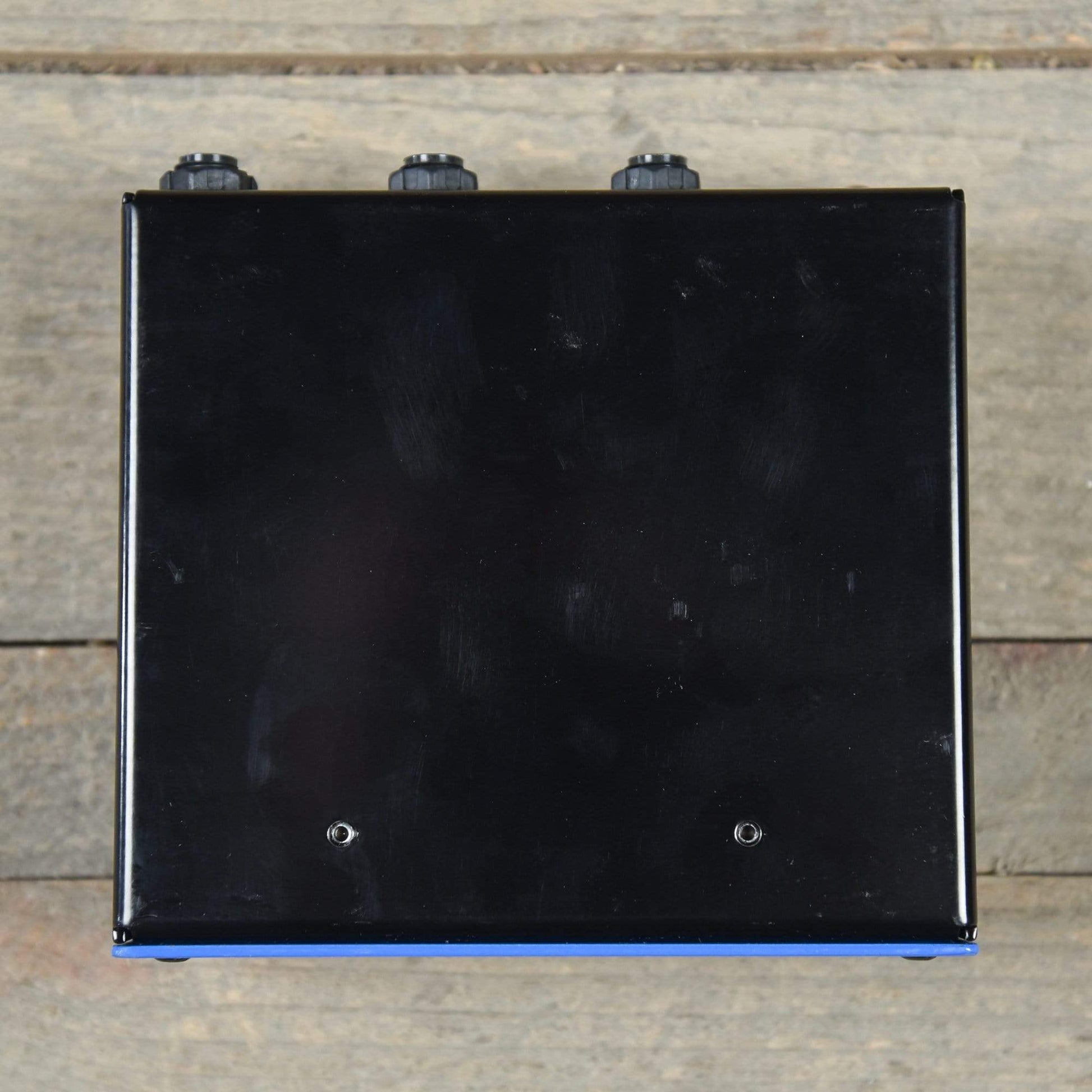 Radial Headlight 4 Output Guitar Amp Selector - Effects and Pedals / Controllers, Volume and Expression