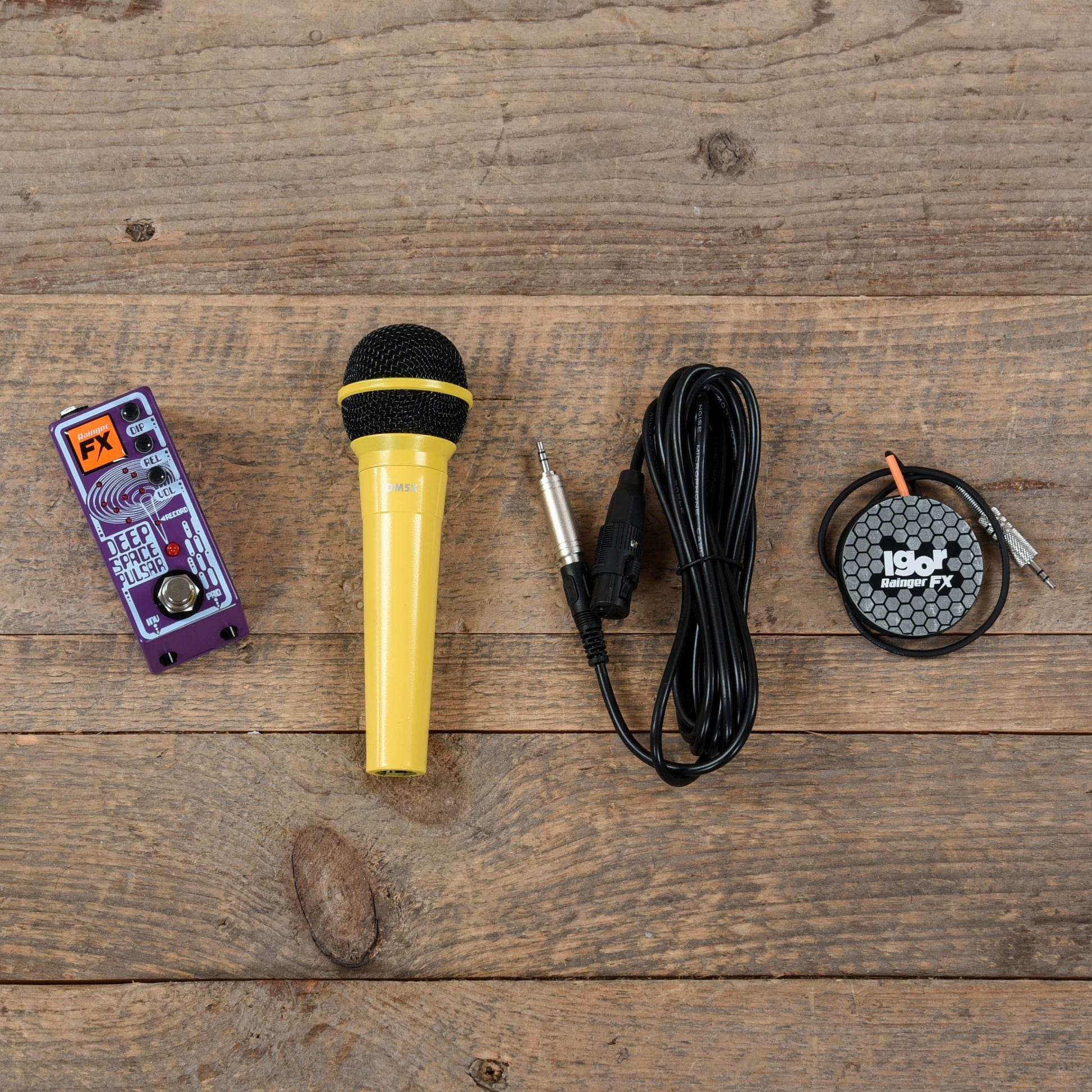 Rainger Fx DeepSpace Pulsar Sidecar w/Igor Footswitch and Kick Drum Mi