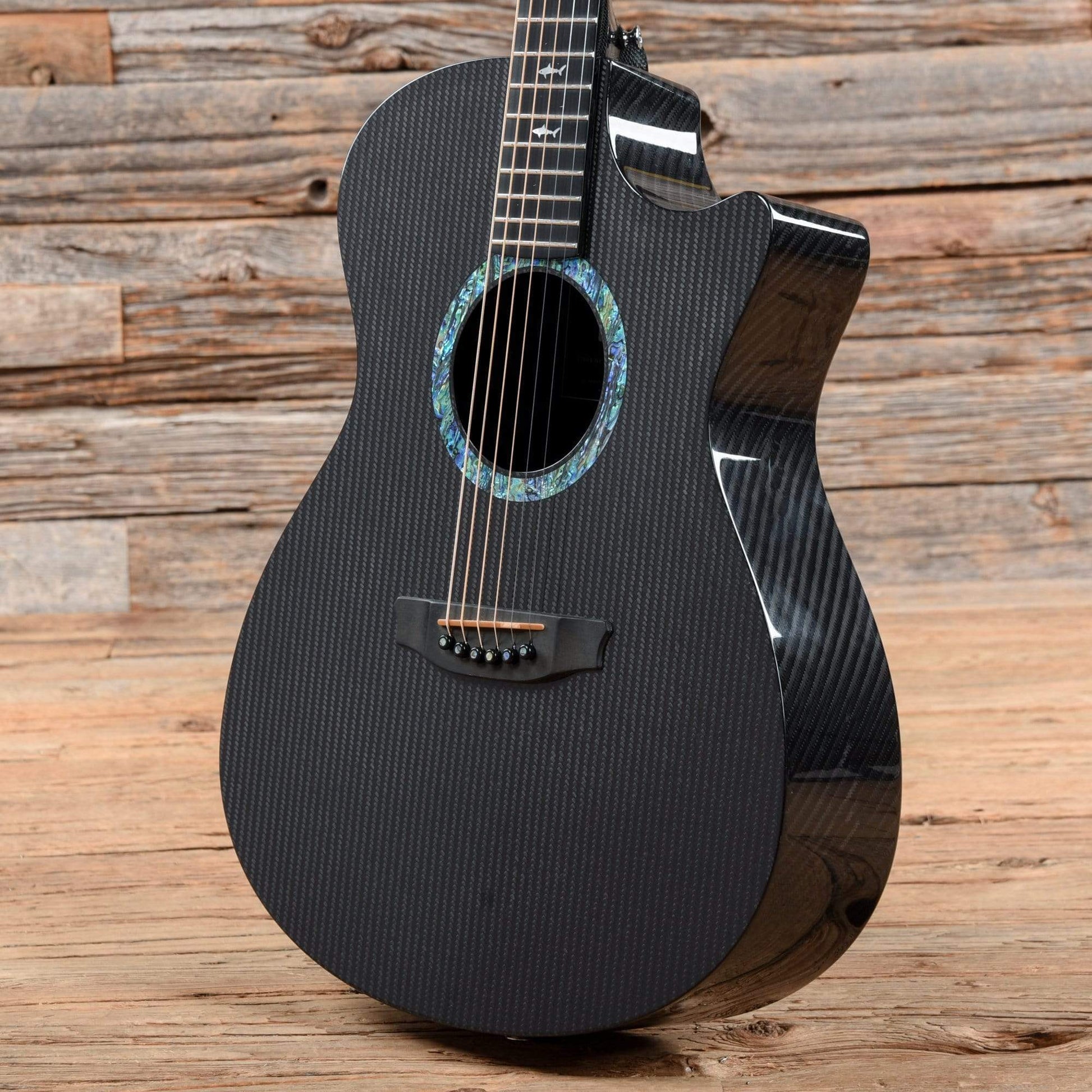 Rainsong OM1000 Carbon Fiber Acoustic Guitars / OM and Auditorium