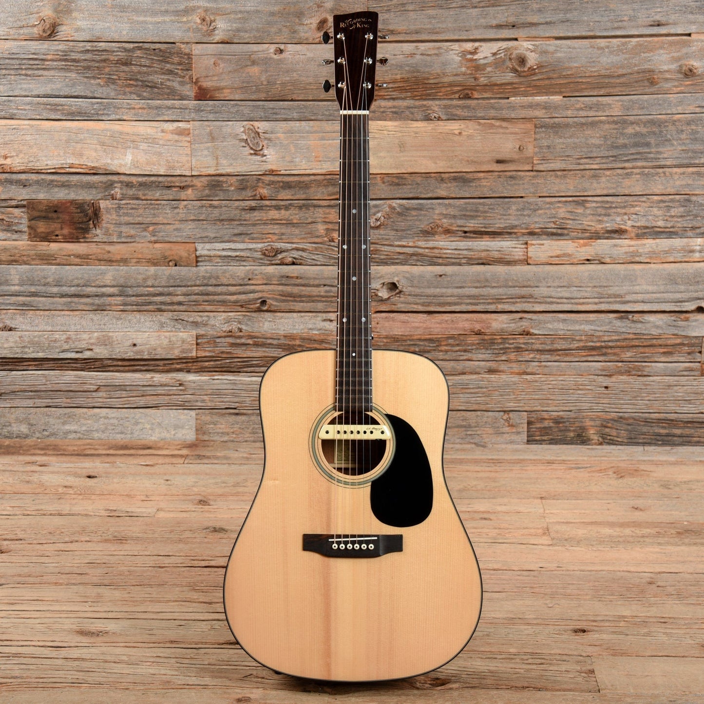 Recording King RD-318 Natural Acoustic Guitars / Dreadnought