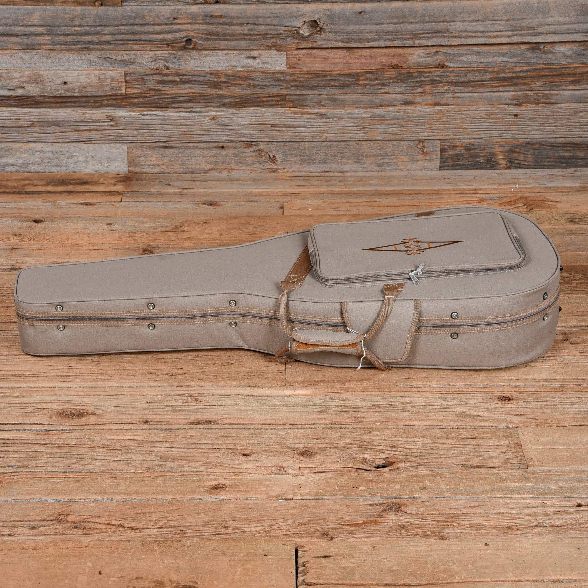 Recording King L-00  1940s Acoustic Guitars