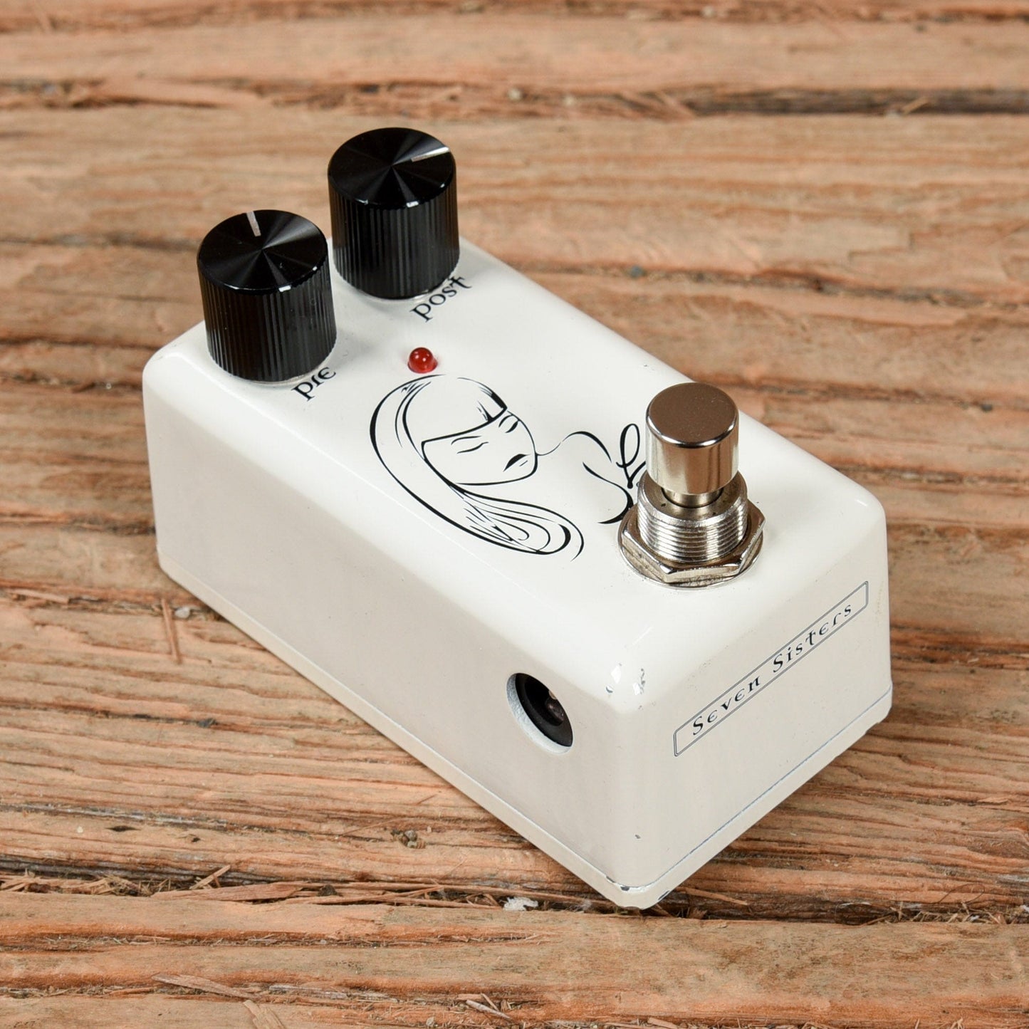 Red Witch Seven Sisters Lily Boost Effects and Pedals / Bass Pedals