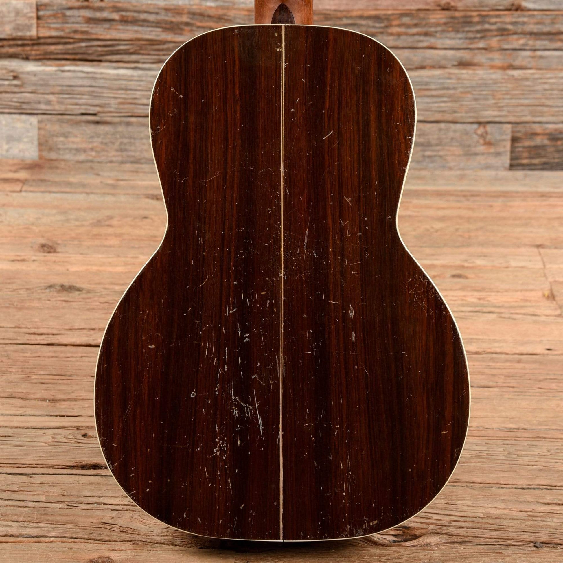 Regal Style 4 Natural Acoustic Guitars / Concert