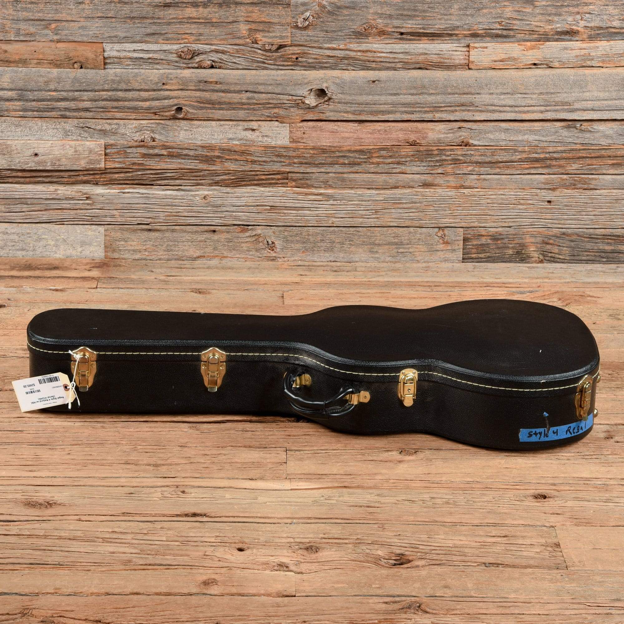 Regal Style 4 Natural Acoustic Guitars / Concert