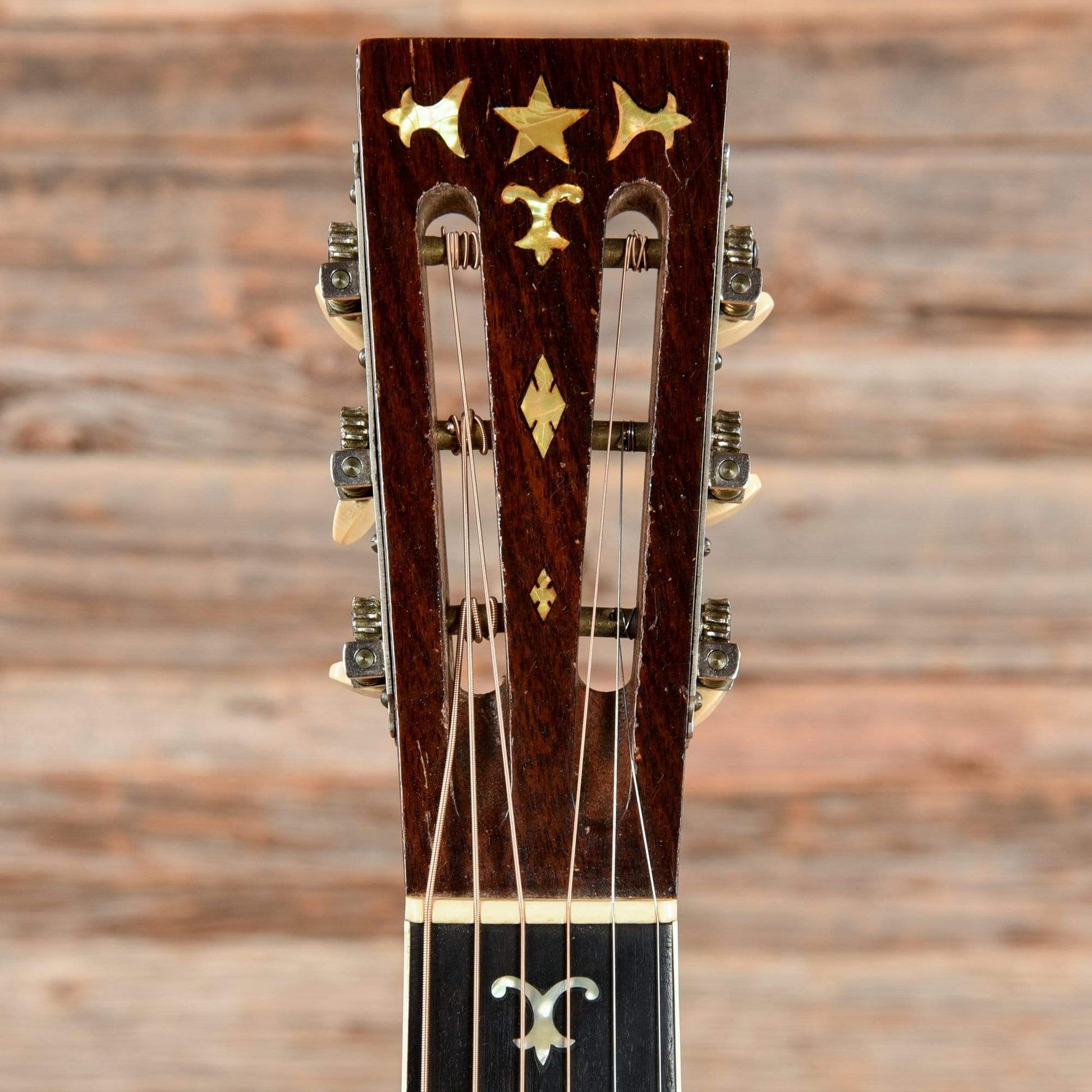 Regal Style 5 Natural Acoustic Guitars / Concert