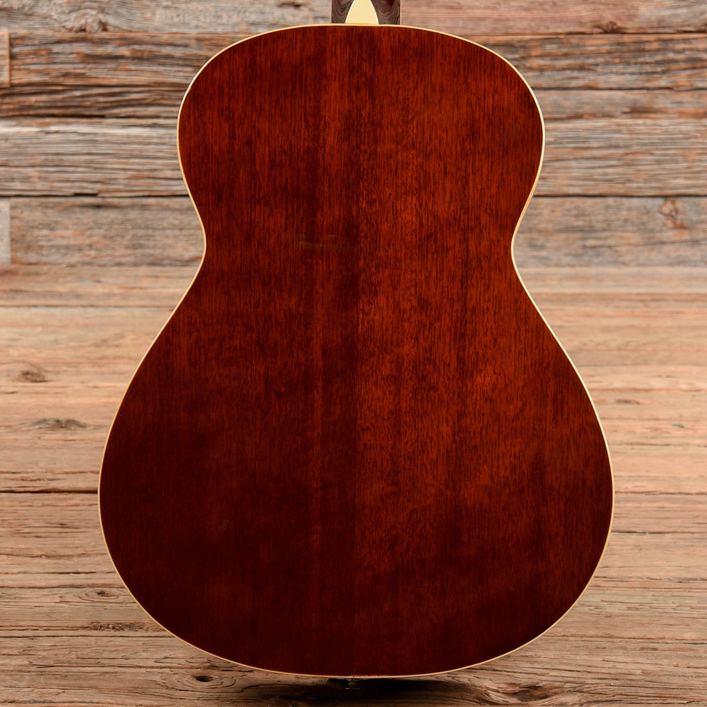 Regal Resonator Natural Acoustic Guitars / Resonator