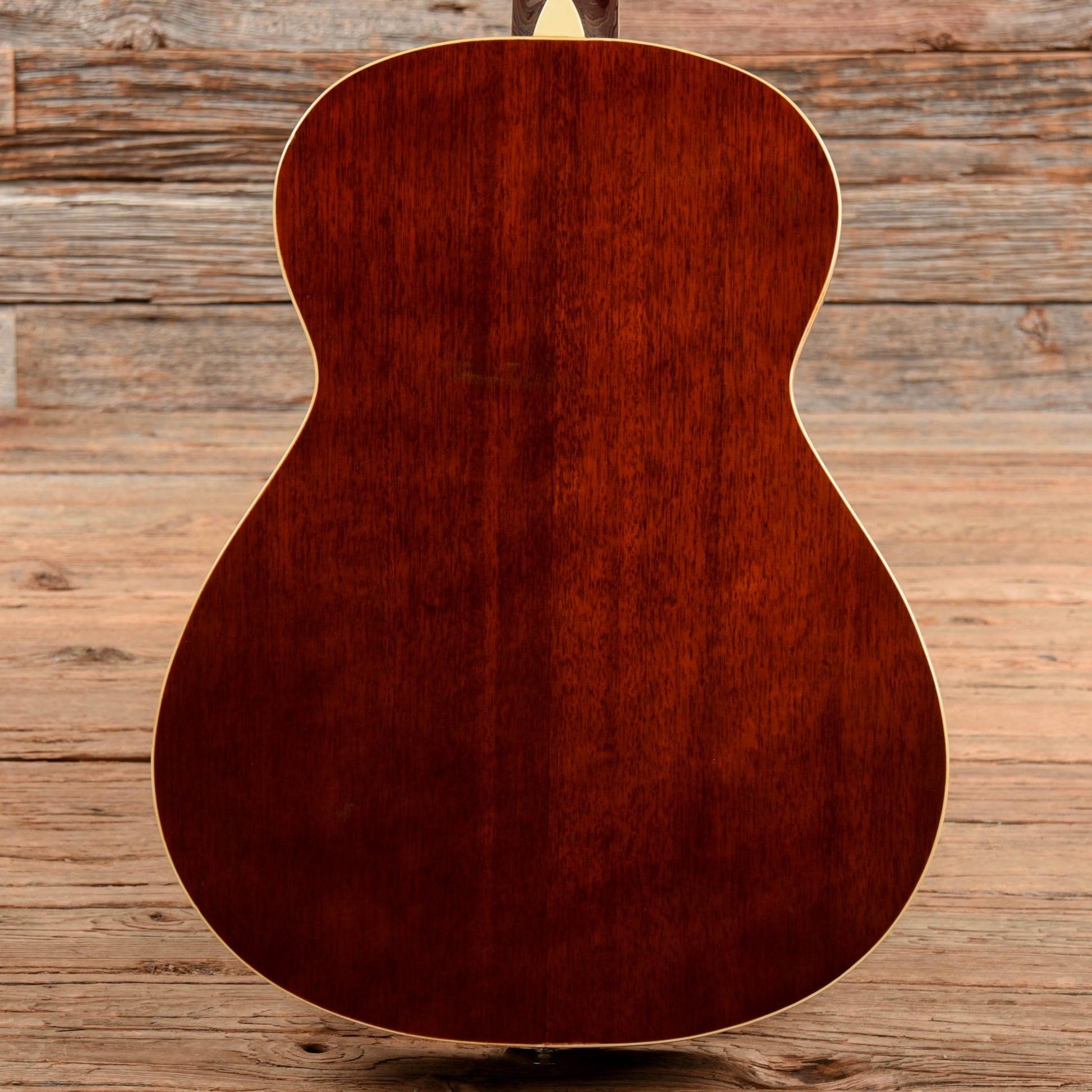 Regal Resonator Natural Acoustic Guitars / Resonator