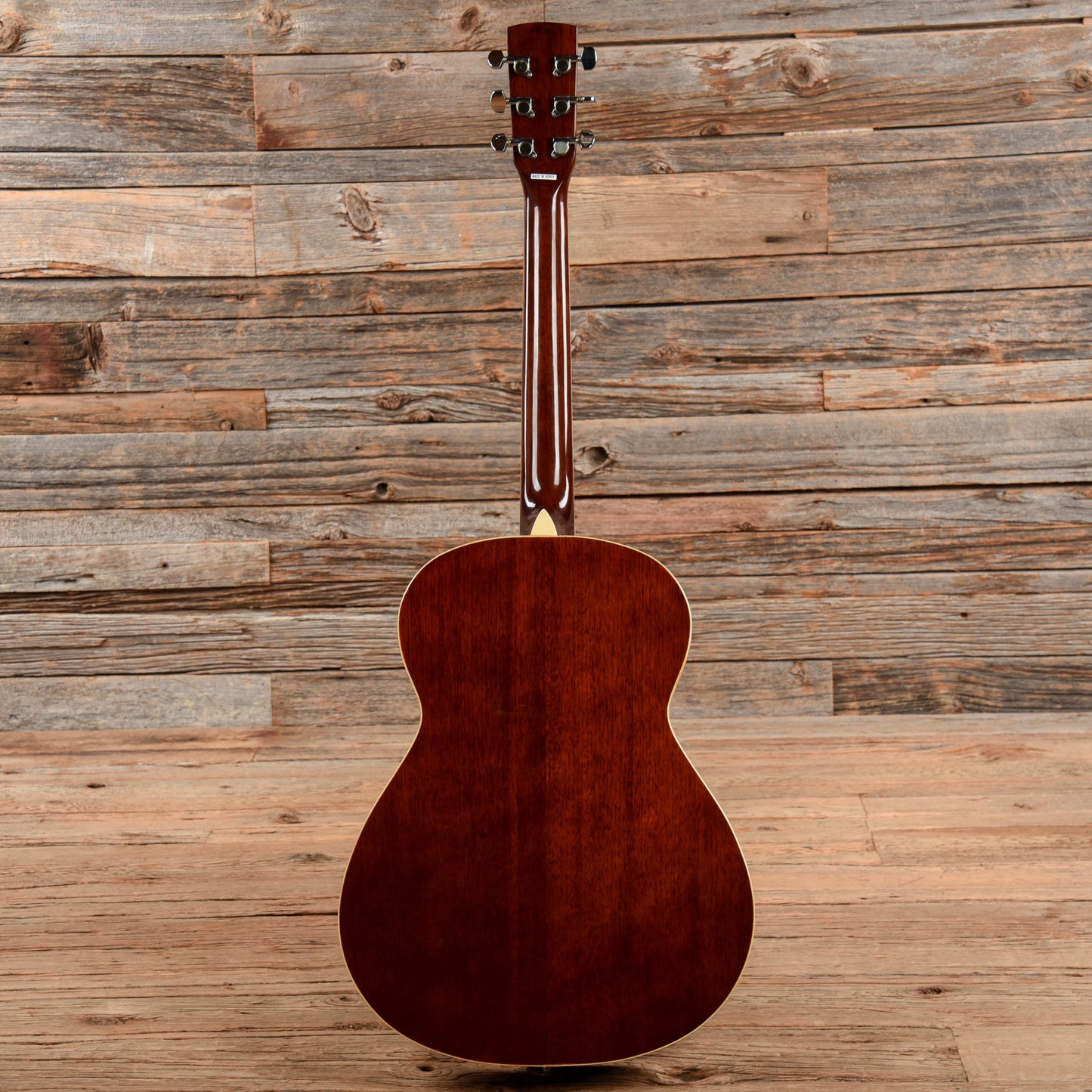 Regal Resonator Natural Acoustic Guitars / Resonator