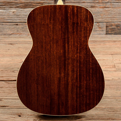 Regal RD-05 Acoustic Resonator Bass Sunburst Bass Guitars / Short Scale