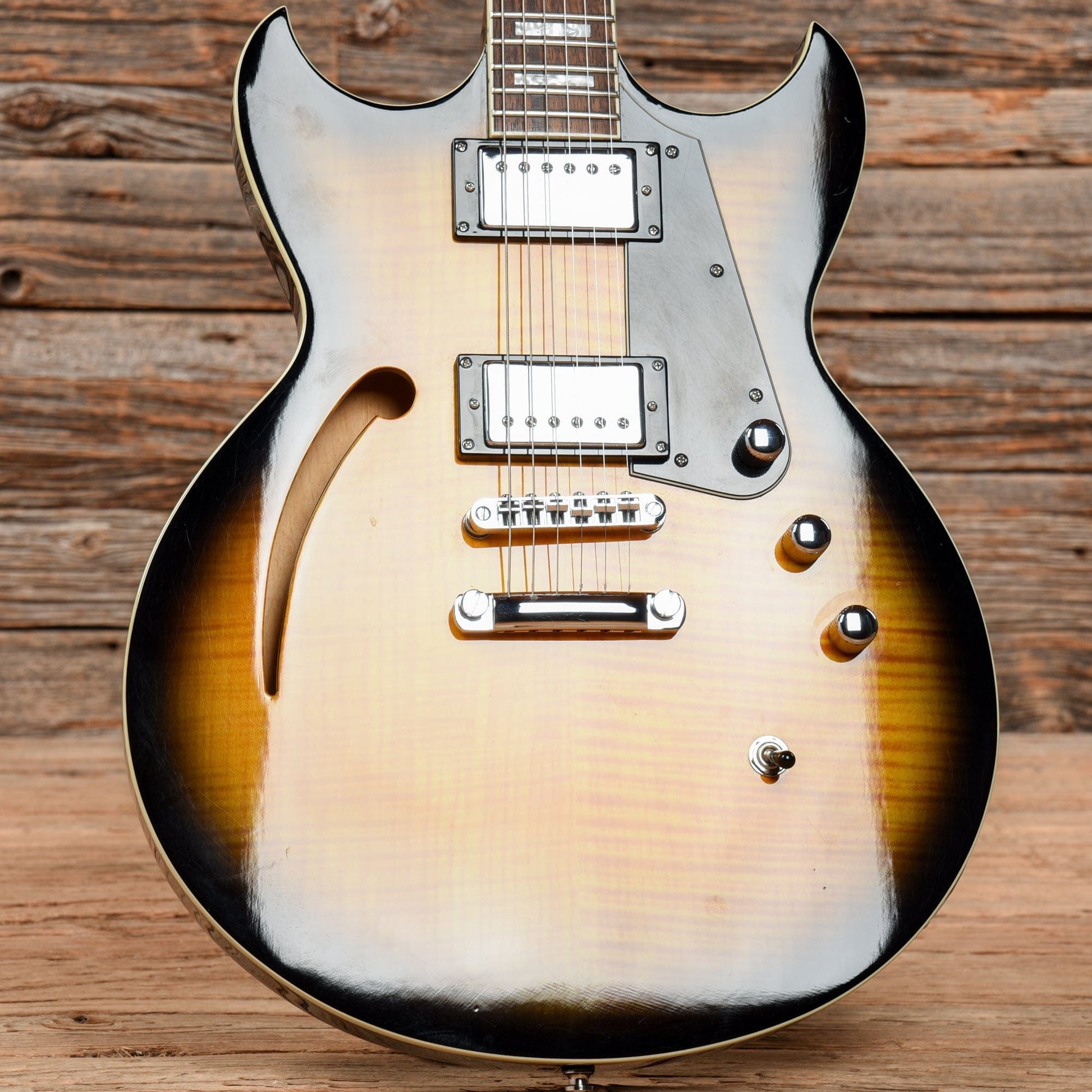 Reverend Manta Ray HB Sunburst Electric Guitars / Semi-Hollow