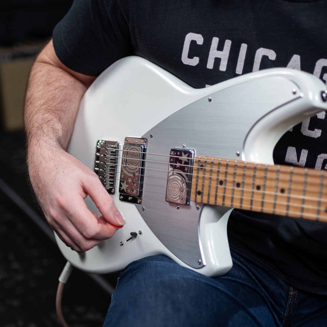 Reverend Billy Corgan Drop Z Gloss Pearl White Electric Guitars / Solid Body