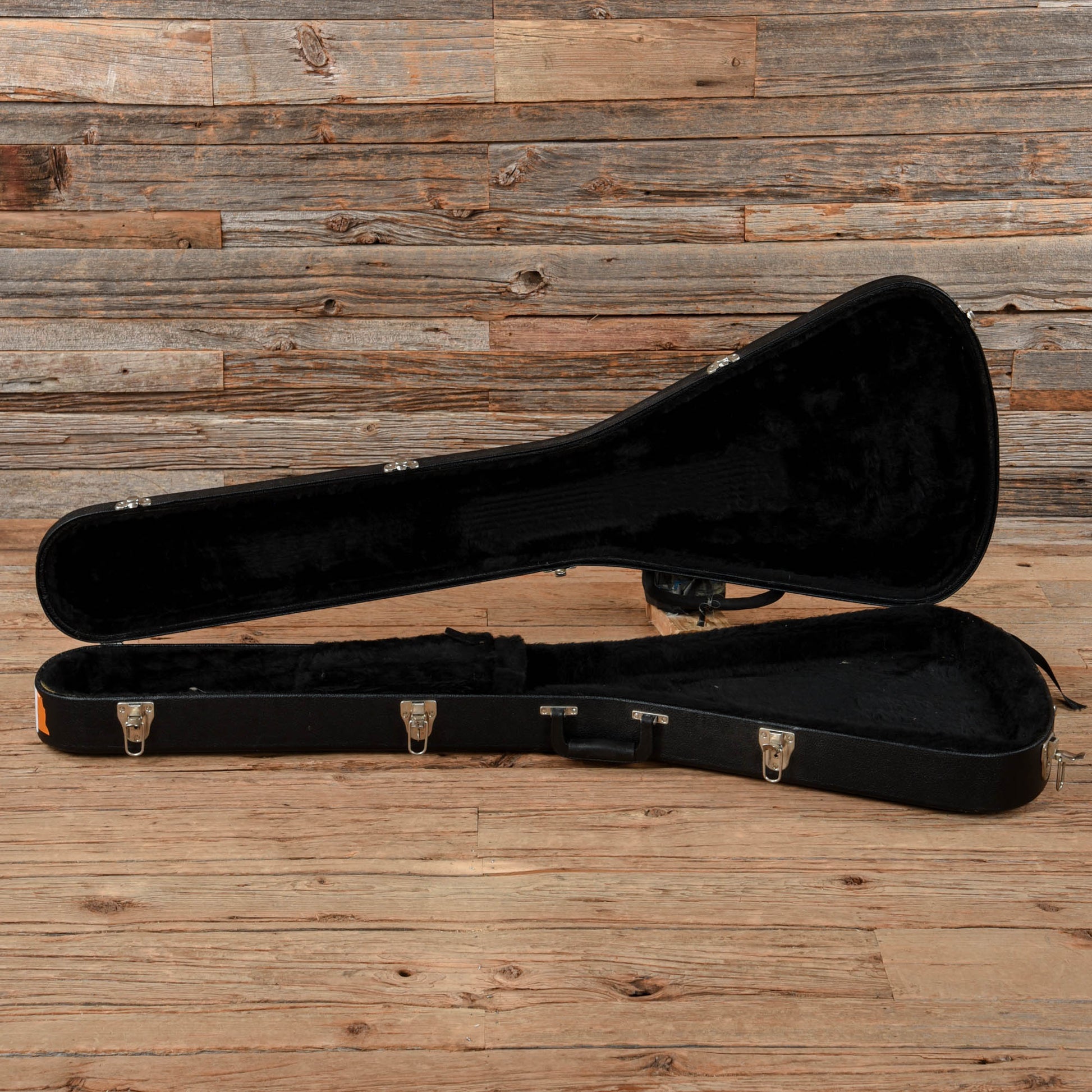 Reverend Volcano Black Electric Guitars / Solid Body