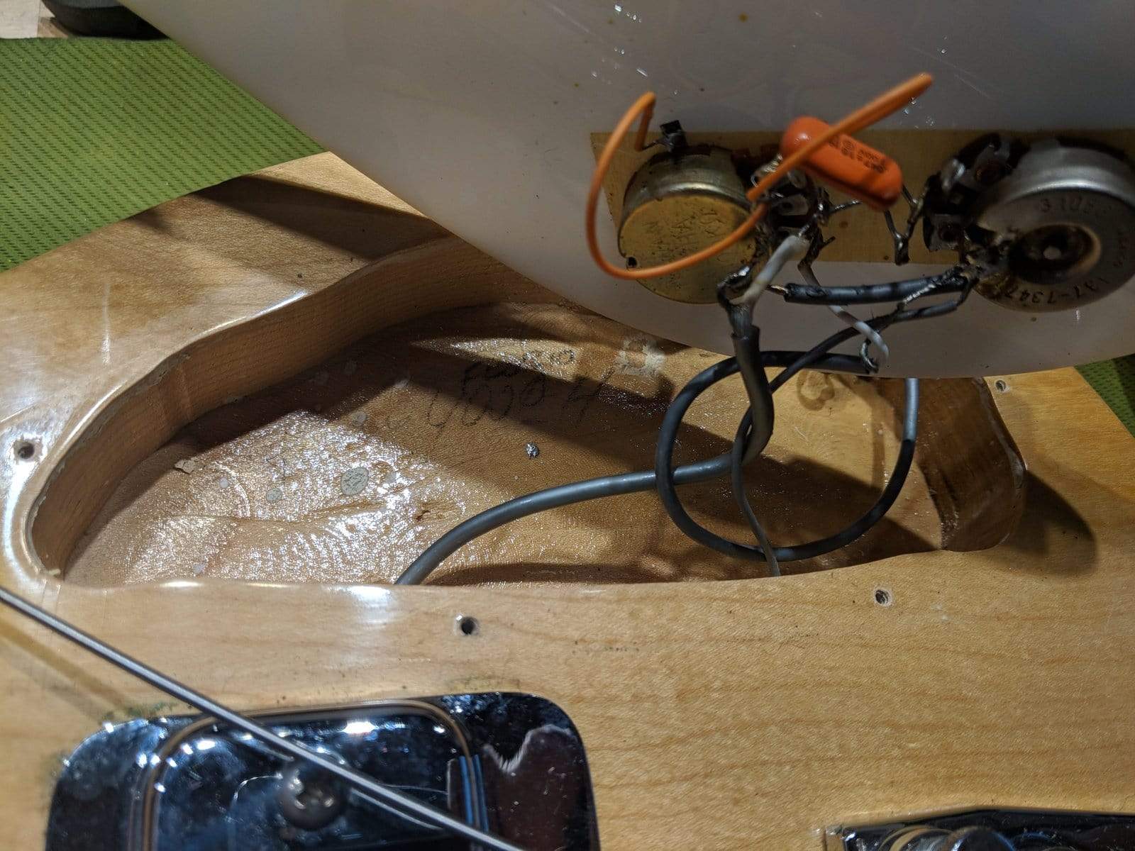 Rickenbacker 4000 Mapleglo 1974 Bass Guitars / 4-String