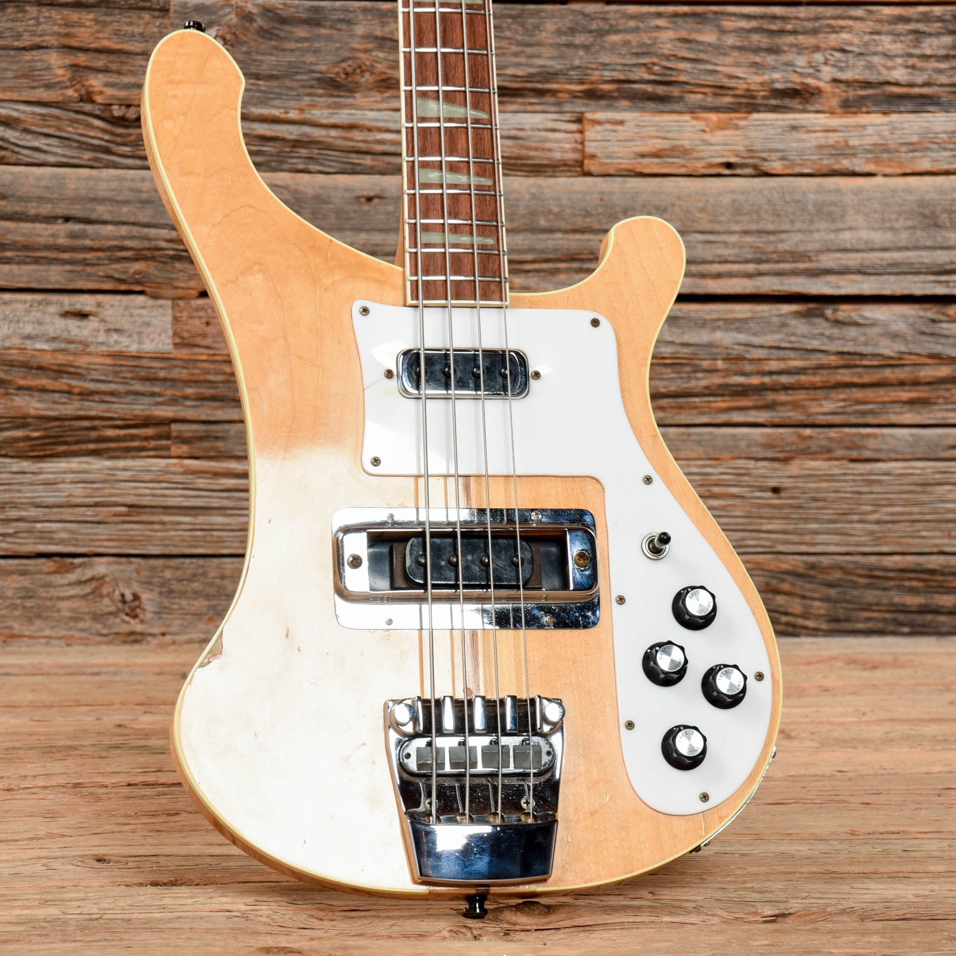 Rickenbacker 4001 Mapleglo 1977 Bass Guitars / 4-String