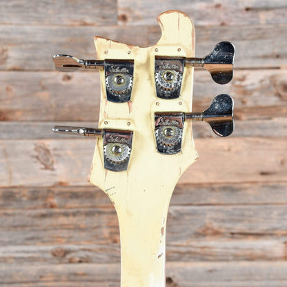 Rickenbacker 4001 White 1976 Bass Guitars / 4-String