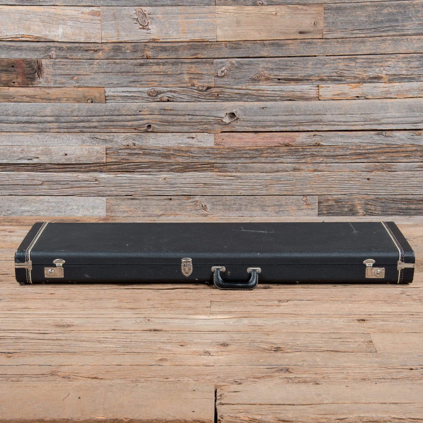 Rickenbacker 4001 White 1980 Bass Guitars / 4-String