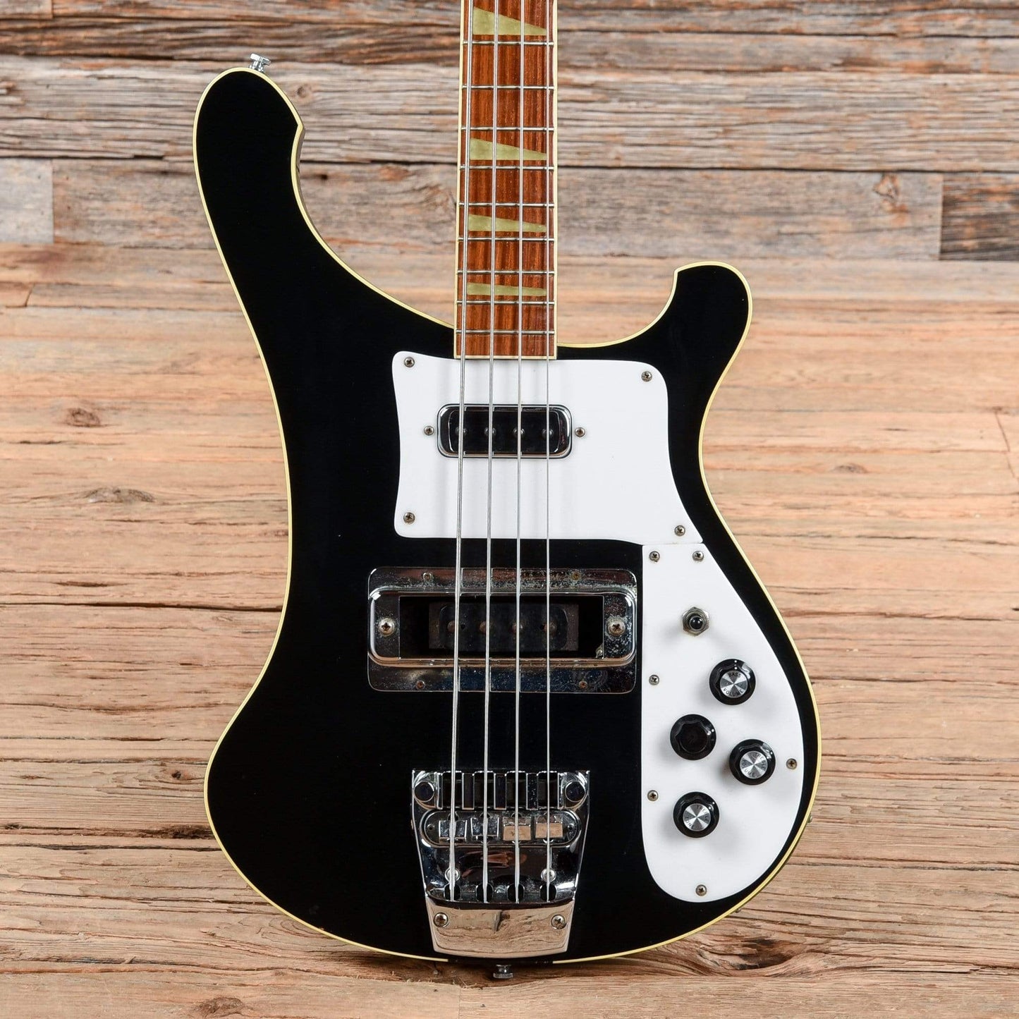 Rickenbacker 4003 Jetglo 1983 Bass Guitars / 4-String