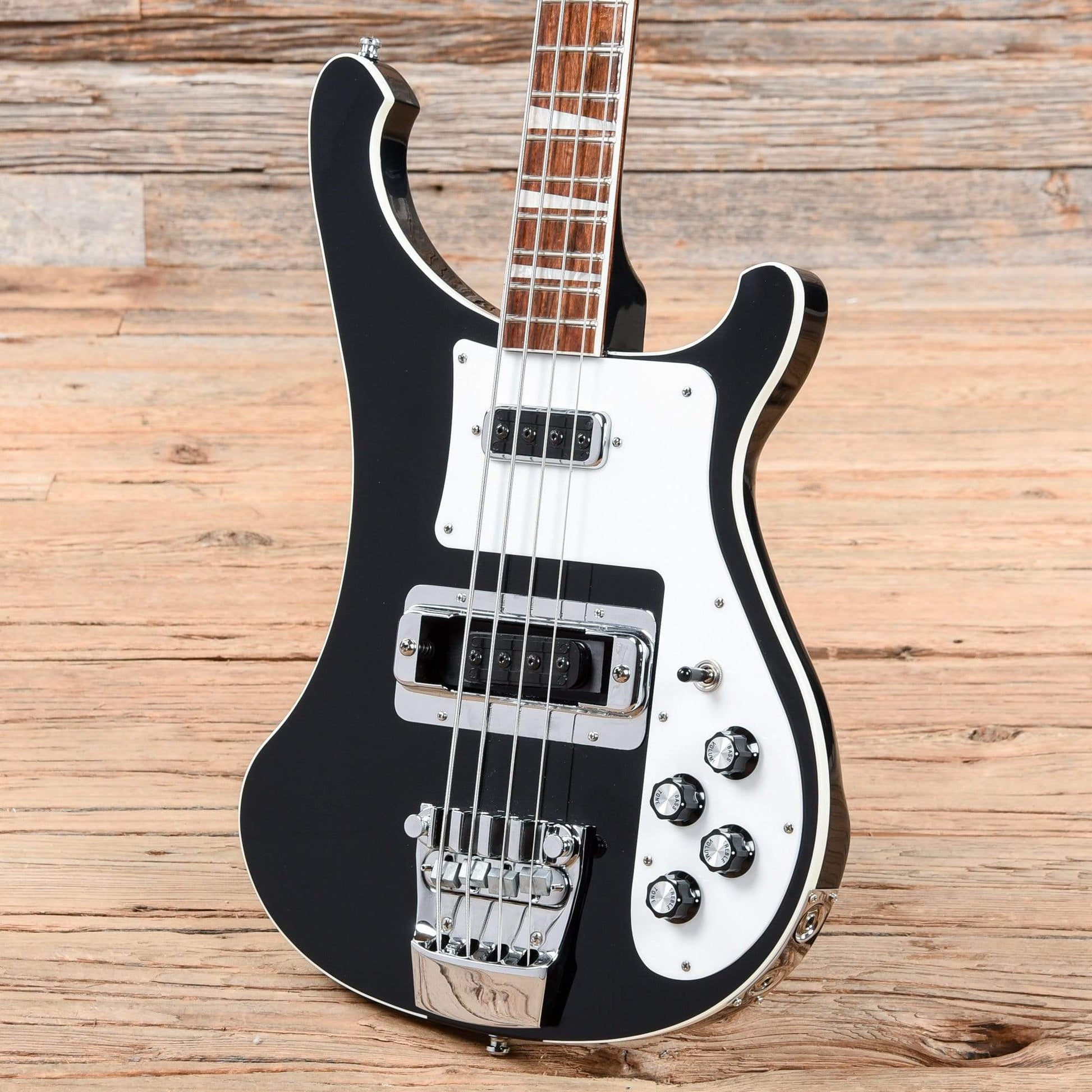 Rickenbacker 4003 Jetglo 2017 Bass Guitars / 4-String