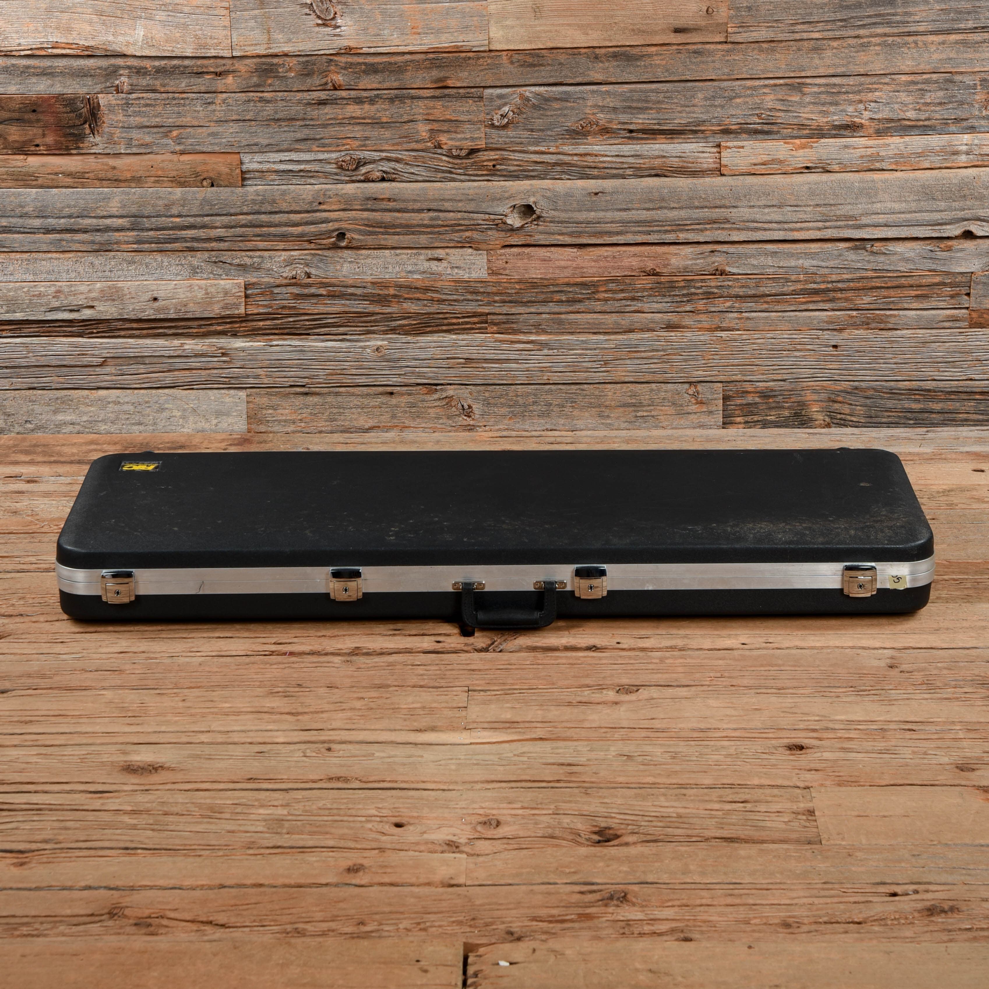 Rickenbacker 4003 Jetglo 2018 Bass Guitars / 4-String