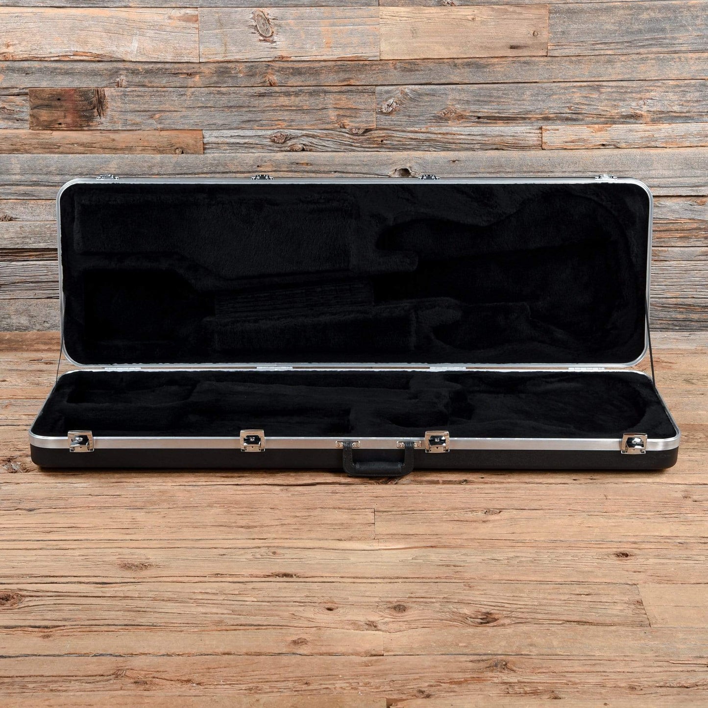 Rickenbacker 4003S/5 5-String Matte Black Bass Guitars / 5-String or More