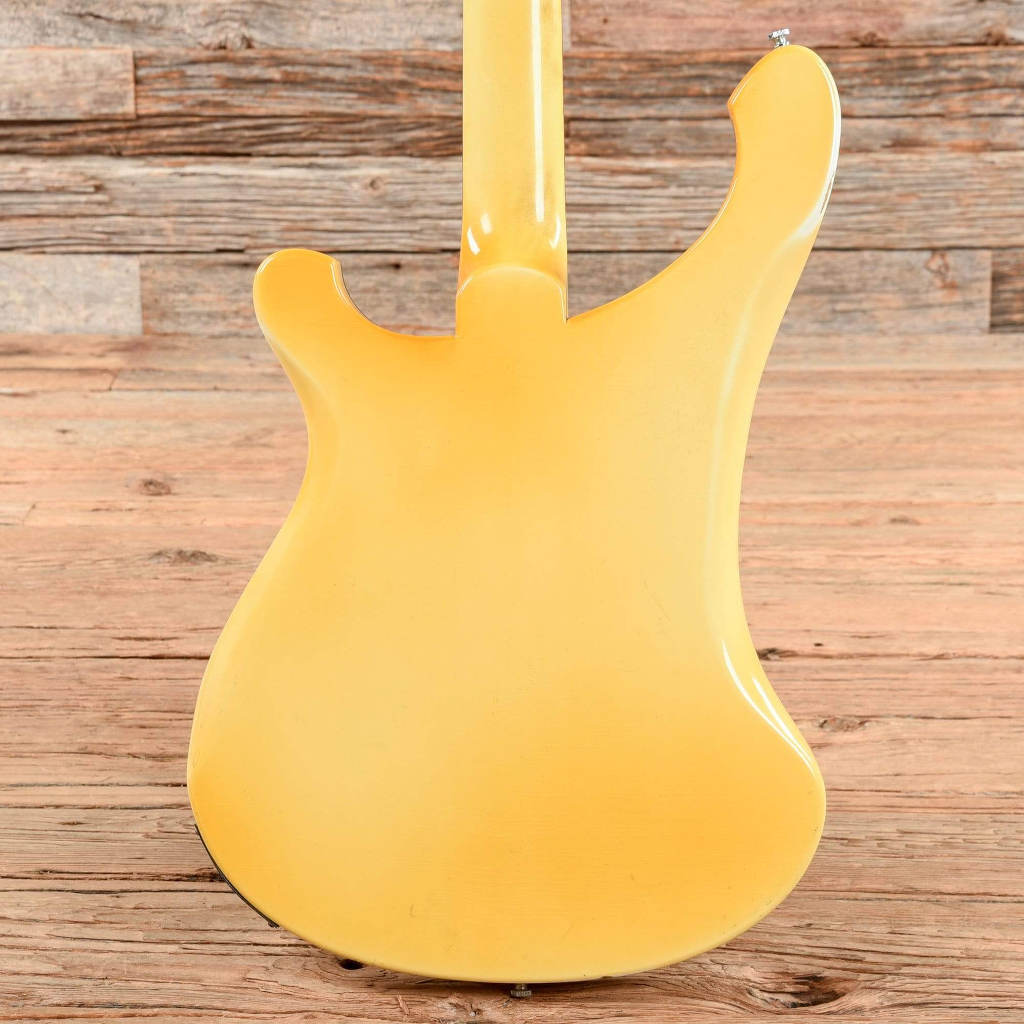 Rickenbacker 4001 White 1979 Bass Guitars / Short Scale