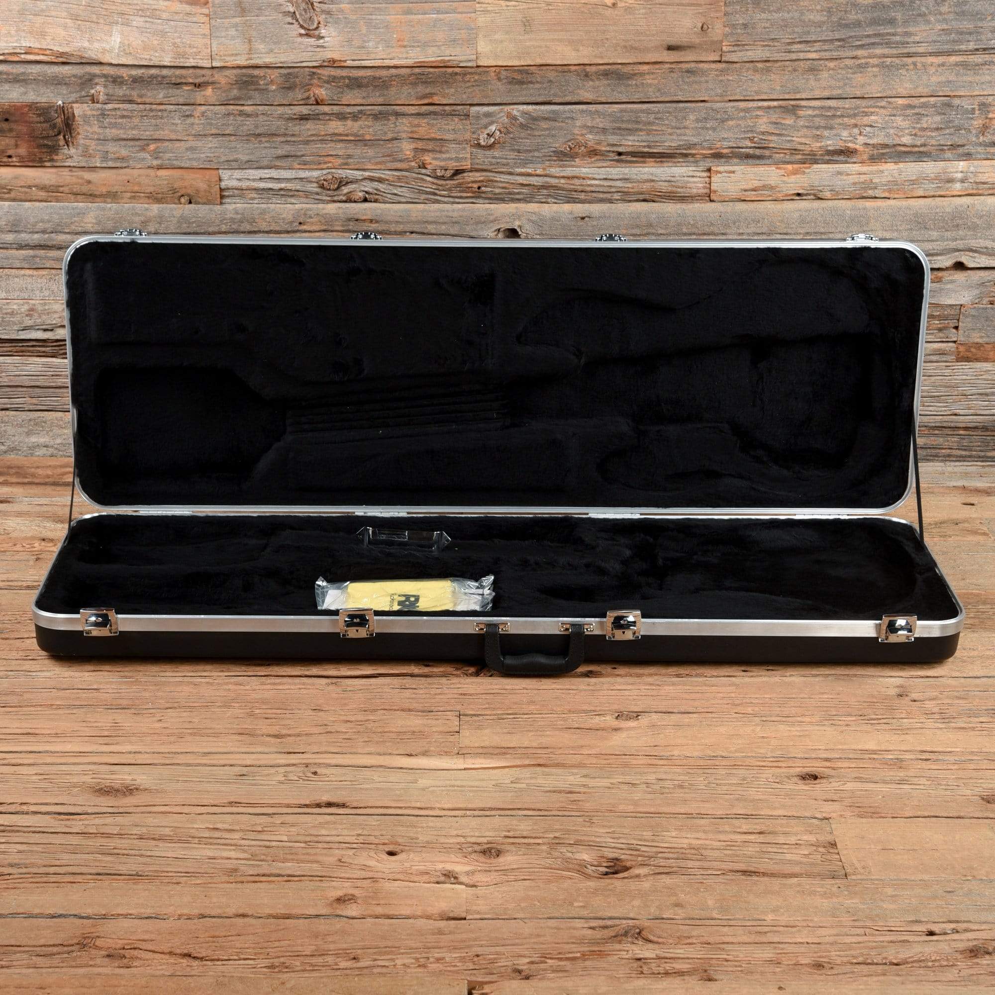 Rickenbacker 4003 Matte Black 2020 Bass Guitars / Short Scale