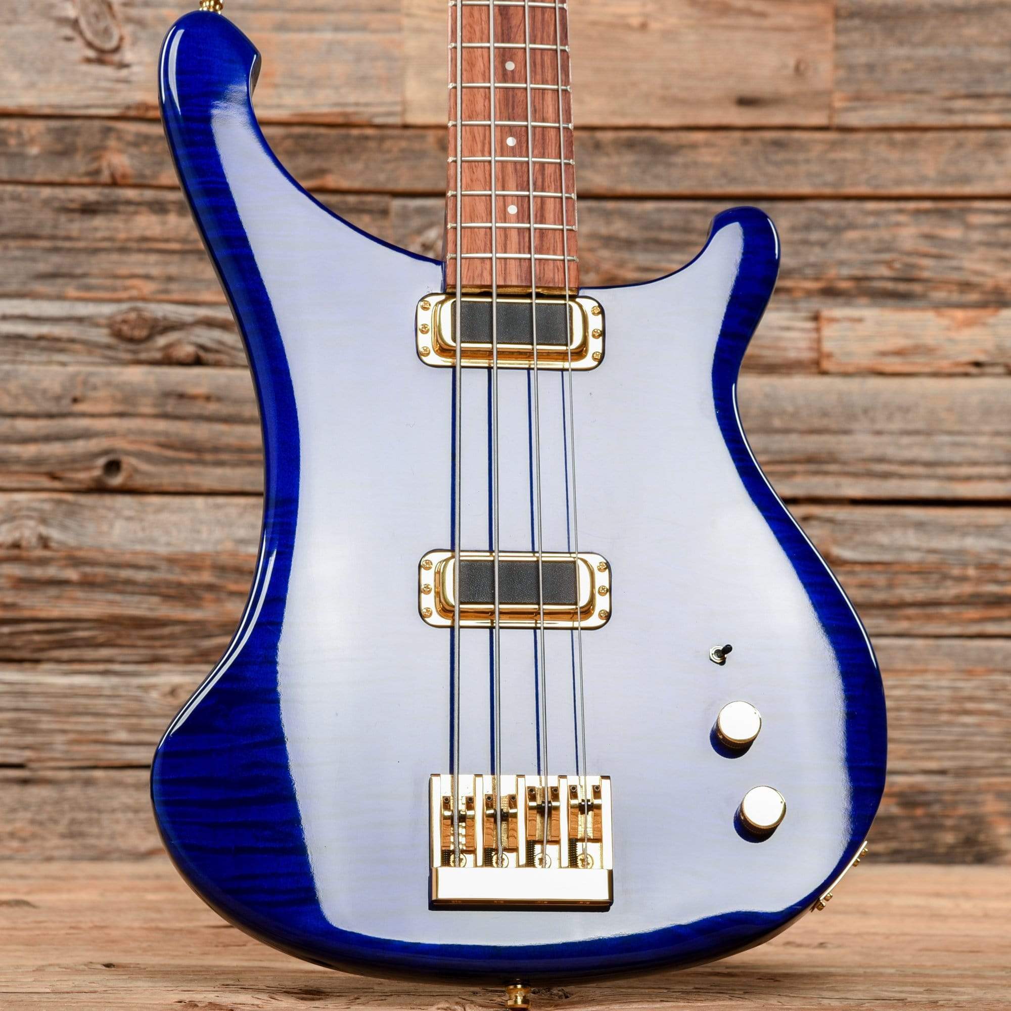 Rickenbacker 4004Cii Cheyenne II Translucent Blue – Chicago Music Exchange