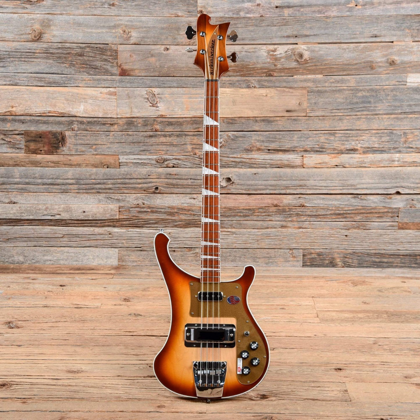 Rickenbacker Limited Edition 4003 w/Checkerboard Binding Walnutglo 2017 Bass Guitars / Short Scale