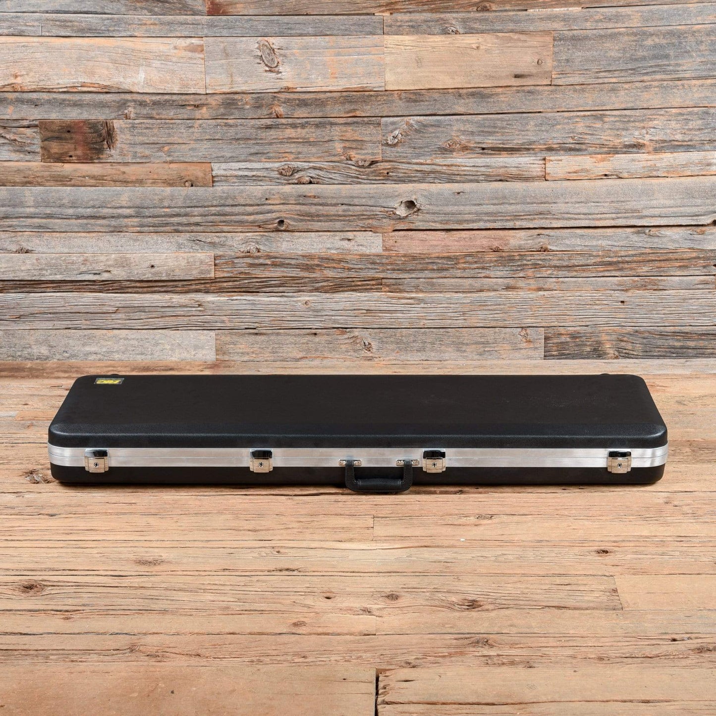 Rickenbacker Limited Edition 4003 w/Checkerboard Binding Walnutglo 2017 Bass Guitars / Short Scale