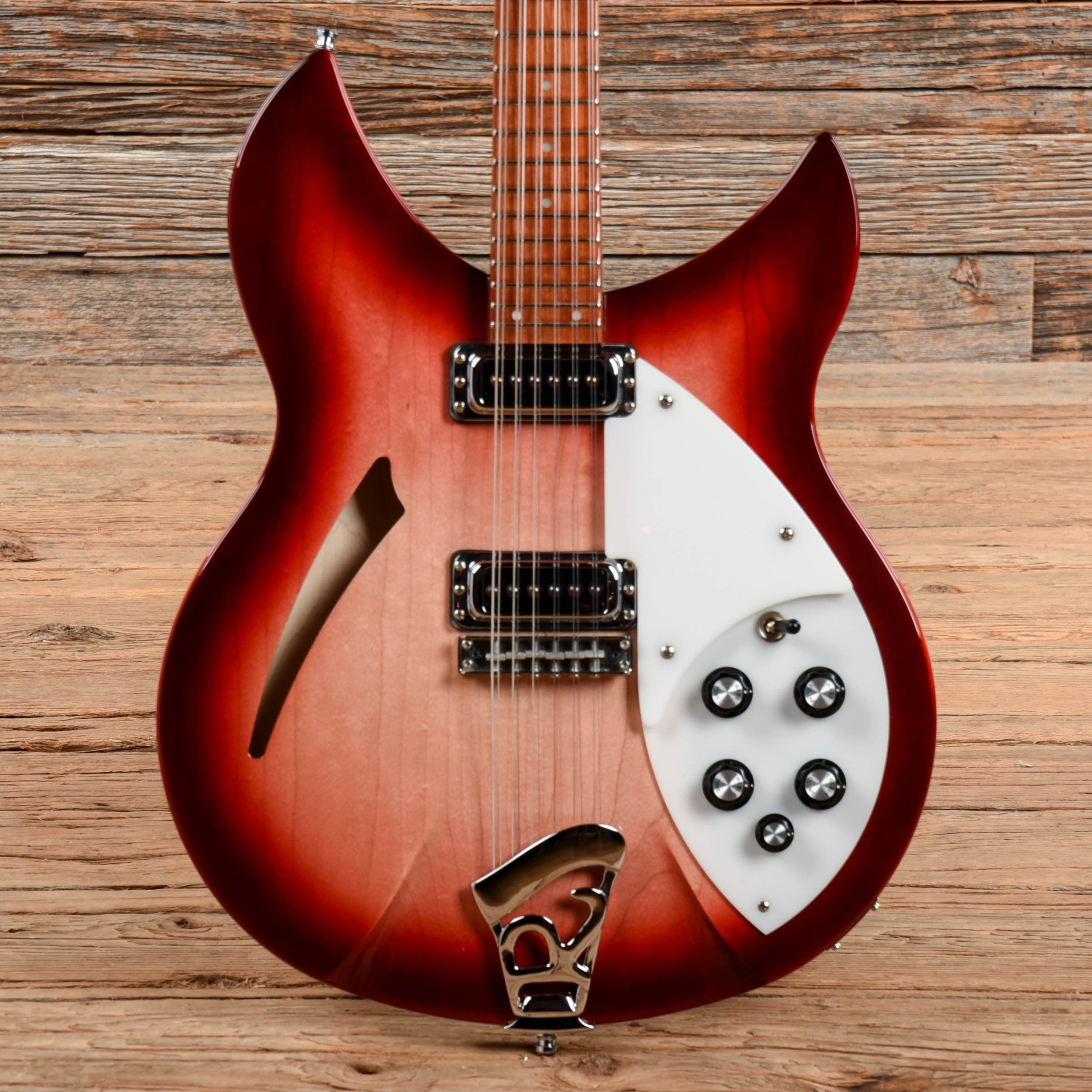 Rickenbacker 330/12 Fireglo 1998 Electric Guitars / Semi-Hollow