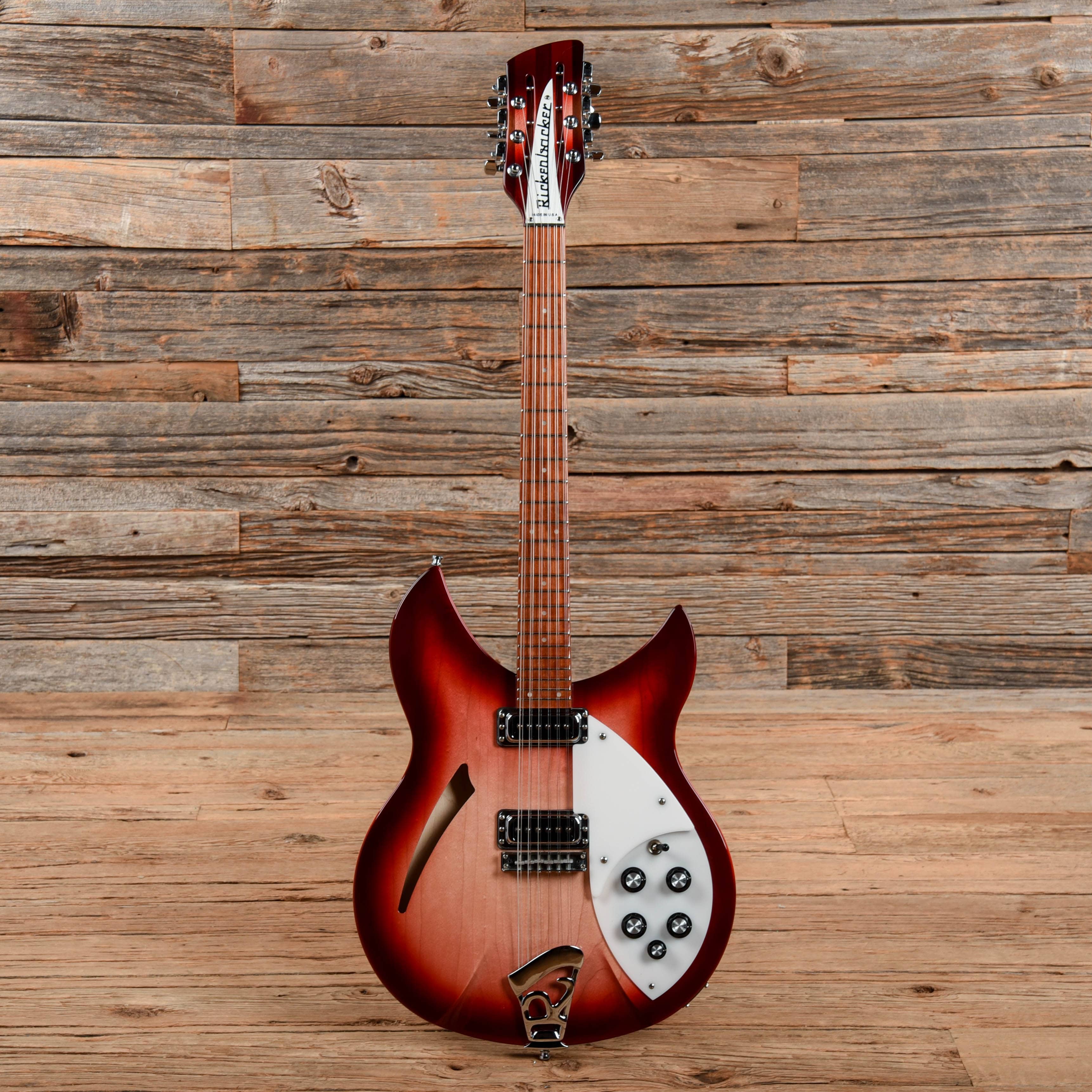 Rickenbacker 330/12 Fireglo 1998 Electric Guitars / Semi-Hollow