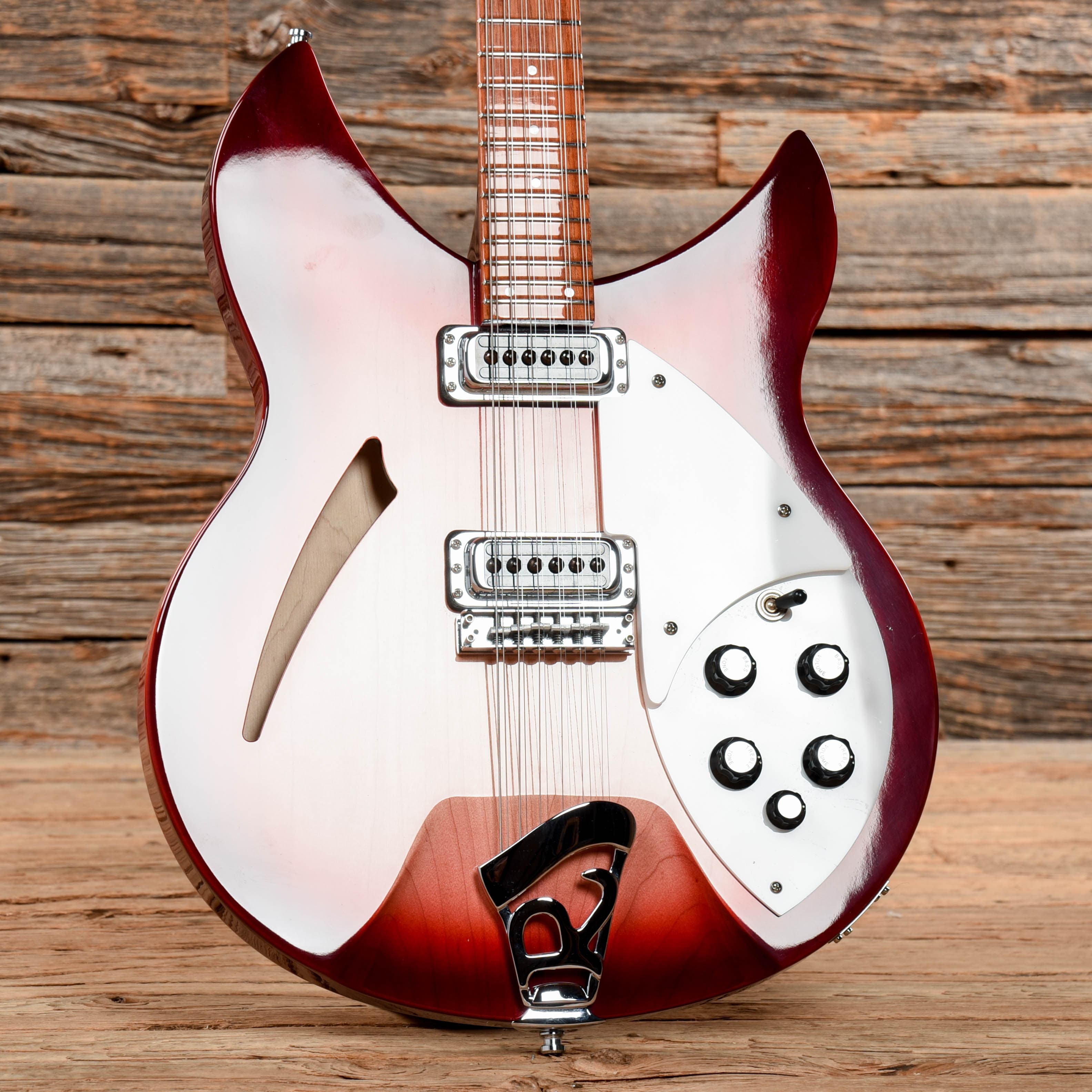 Rickenbacker 330/12 Fireglo 1998 Electric Guitars / Semi-Hollow
