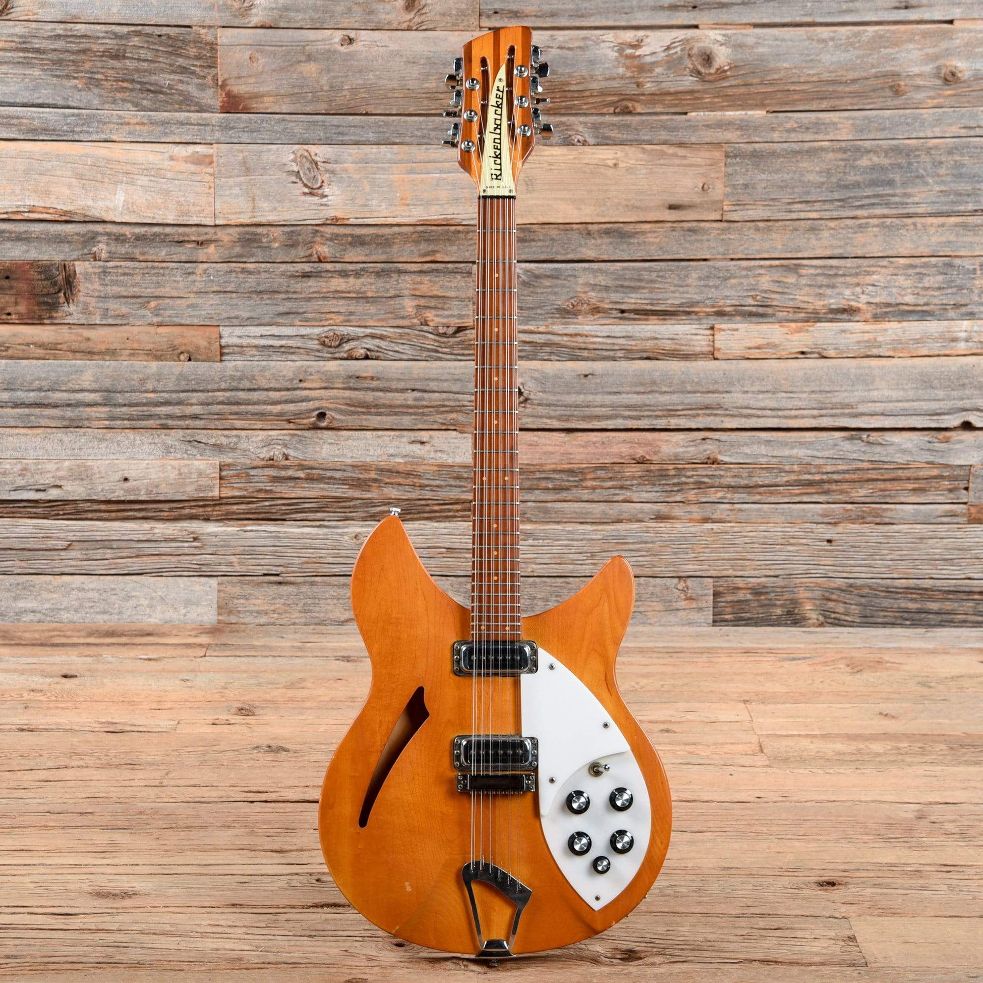 Rickenbacker 330/12 Mapleglo Electric Guitars / Semi-Hollow