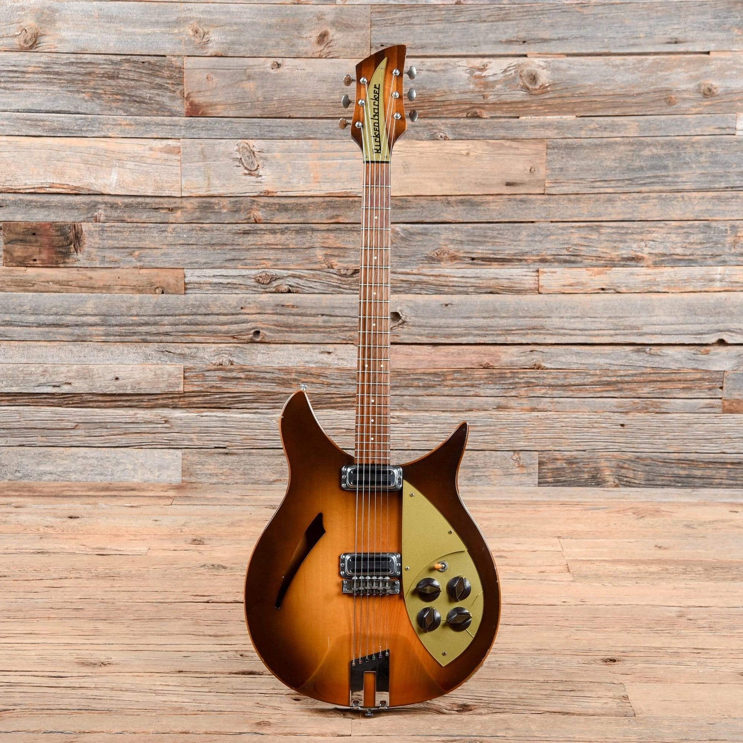Rickenbacker 330 Autumnglo 1958 Electric Guitars / Semi-Hollow