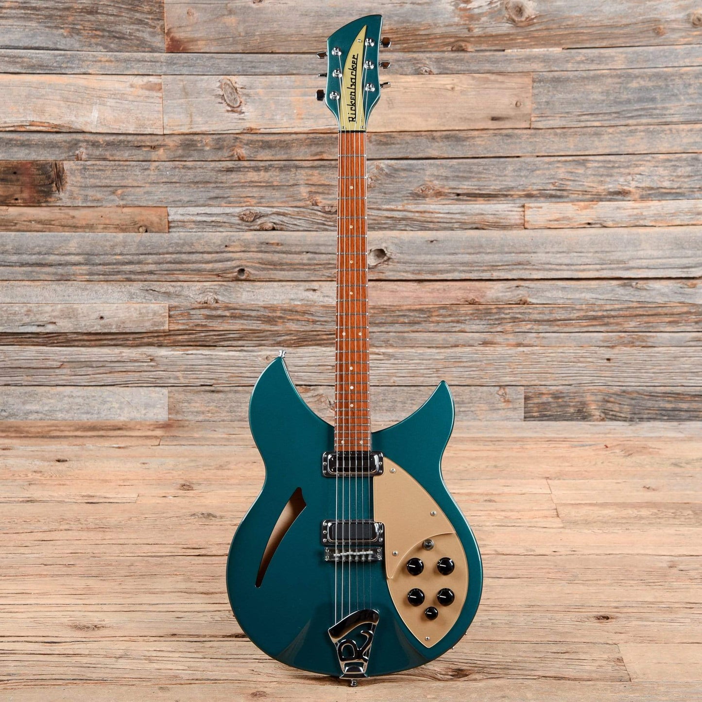 Rickenbacker 330 Turquoise 1996 Electric Guitars / Semi-Hollow