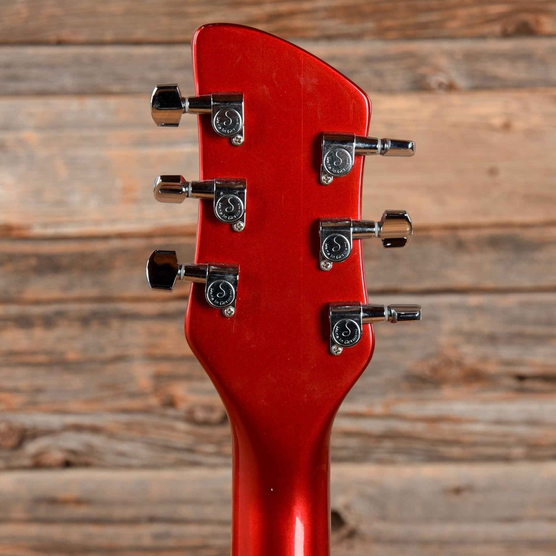 Rickenbacker 330 Electric Guitars / Semi-Hollow