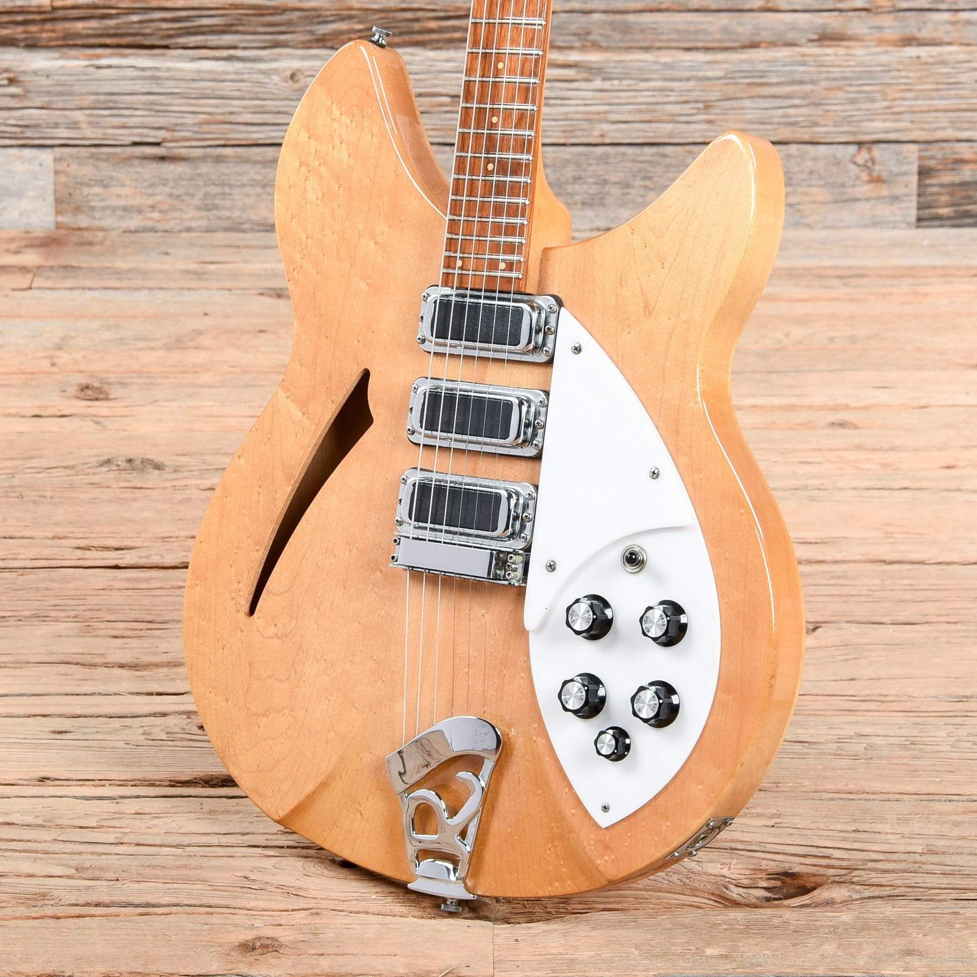 Rickenbacker 340 Mapleglo 1990 Electric Guitars / Semi-Hollow